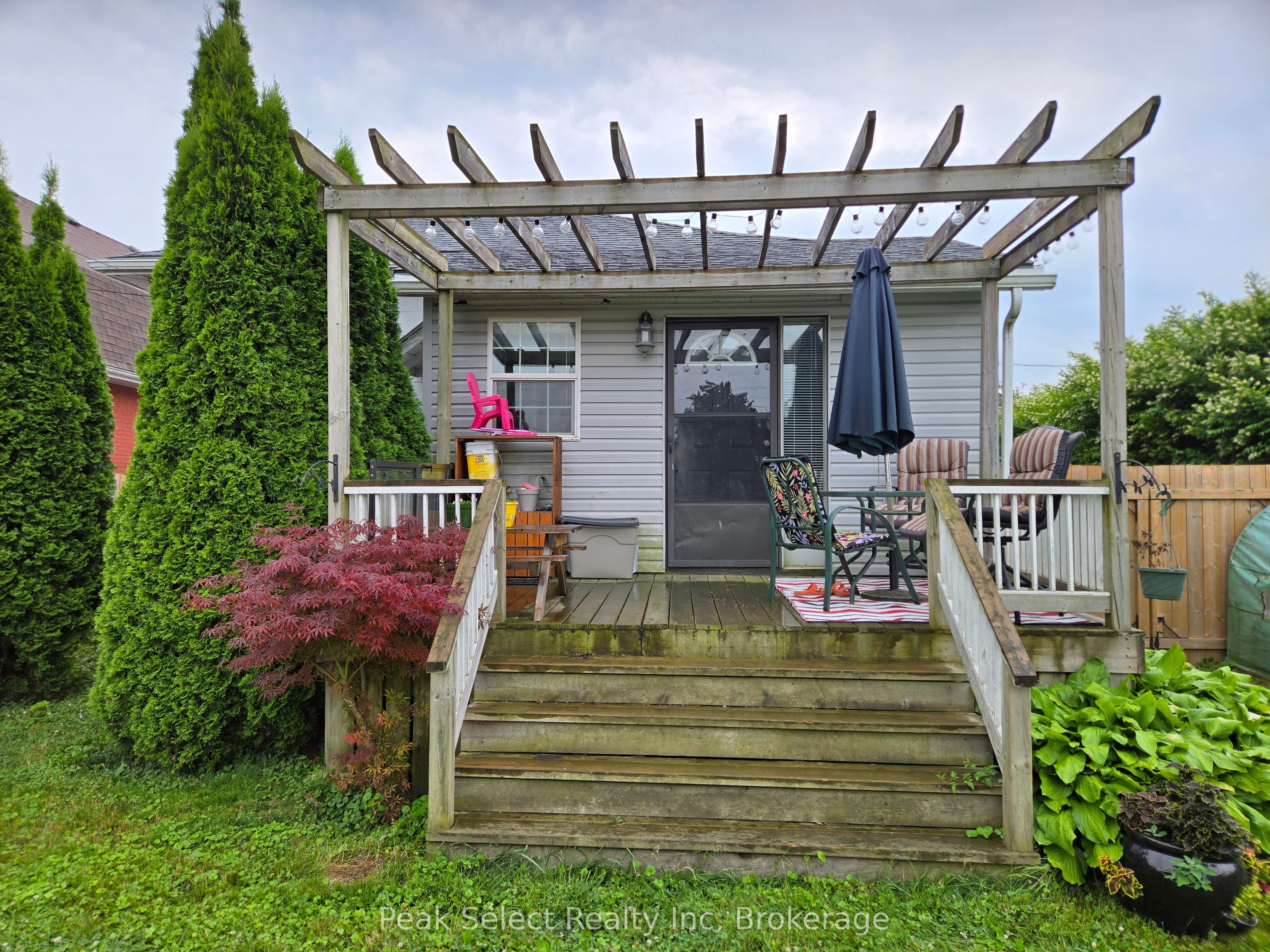 104 Erie Street Property Photo 28