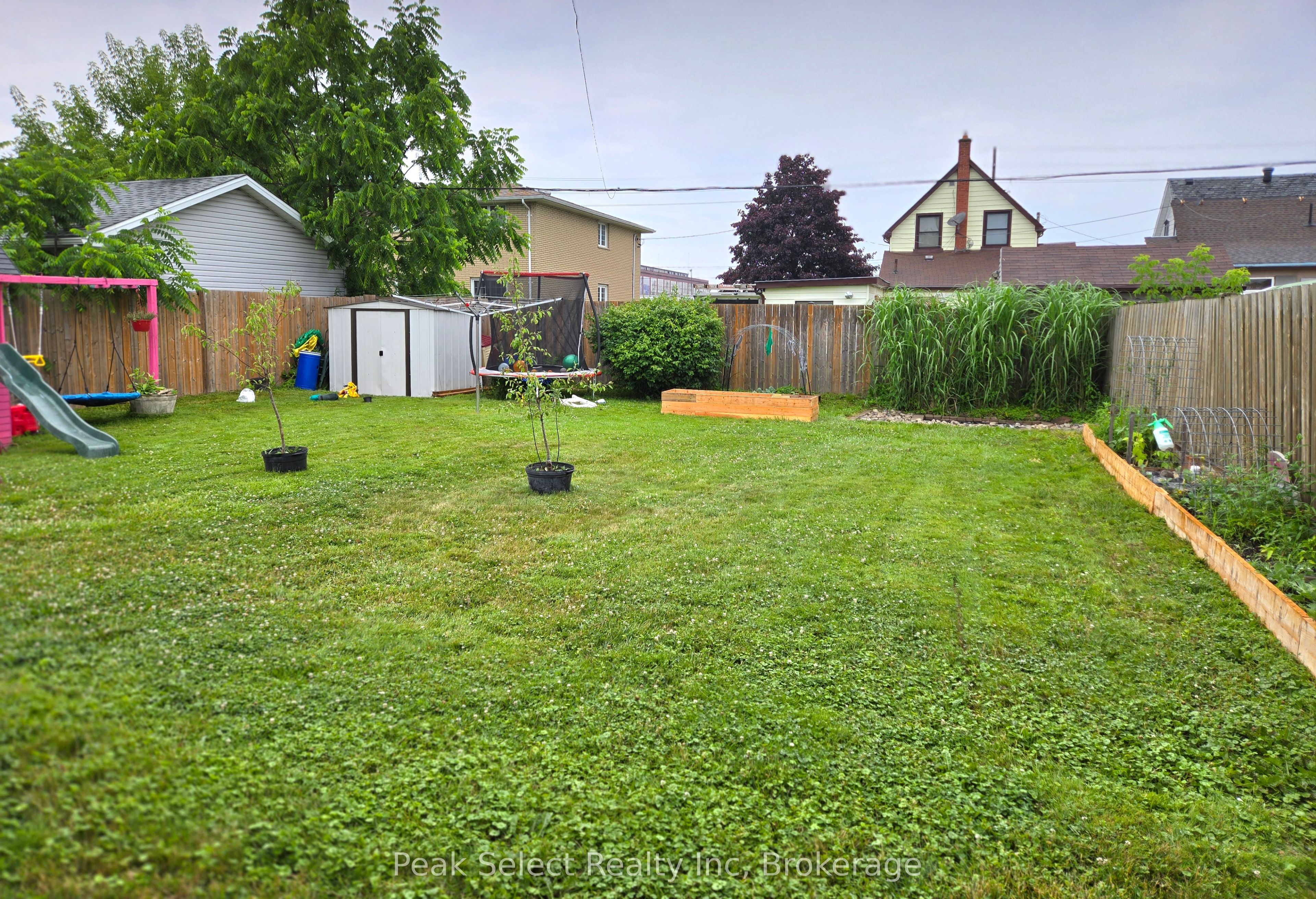 104 Erie Street Property Photo 33
