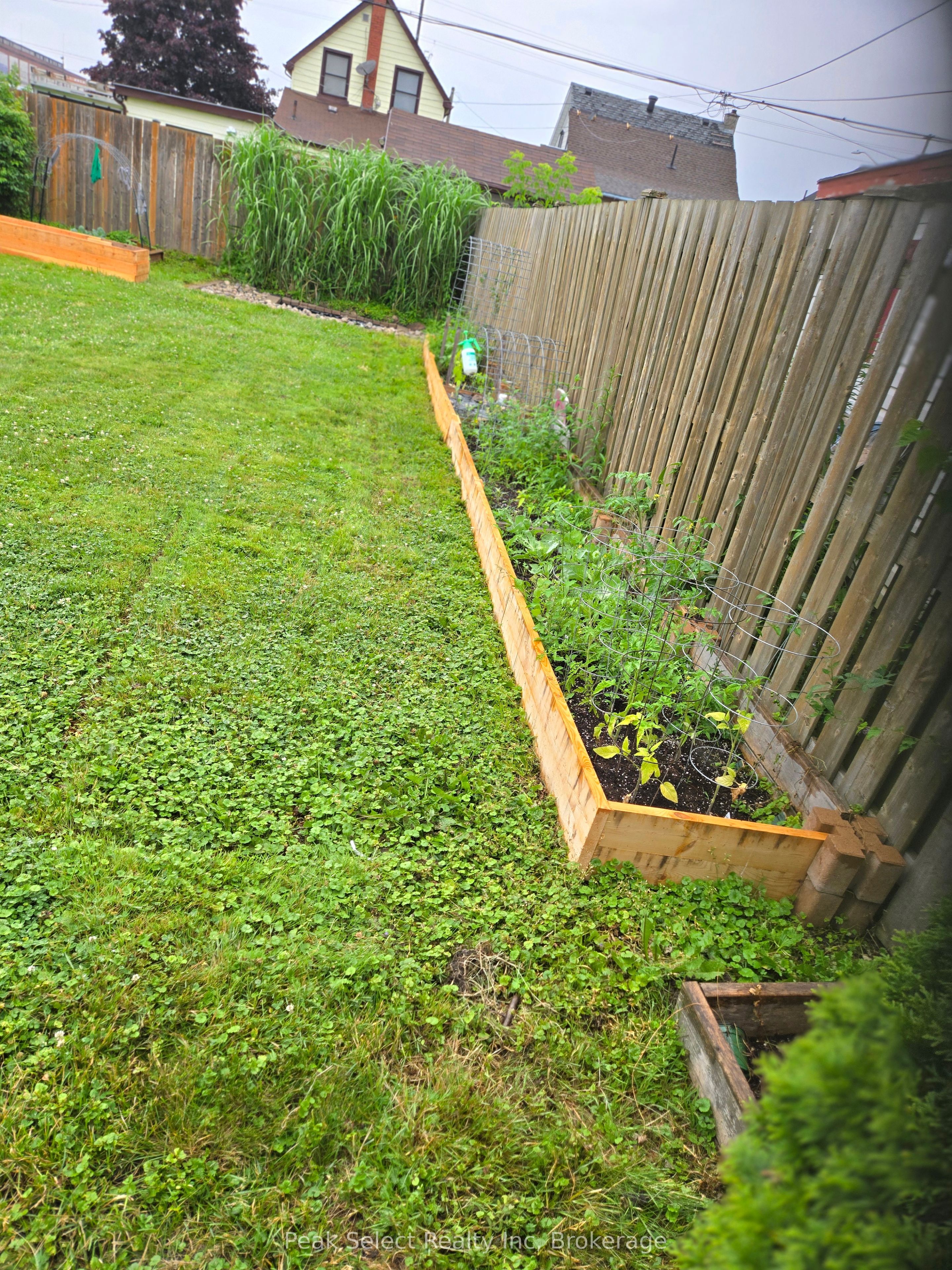 104 Erie Street Property Photo 40
