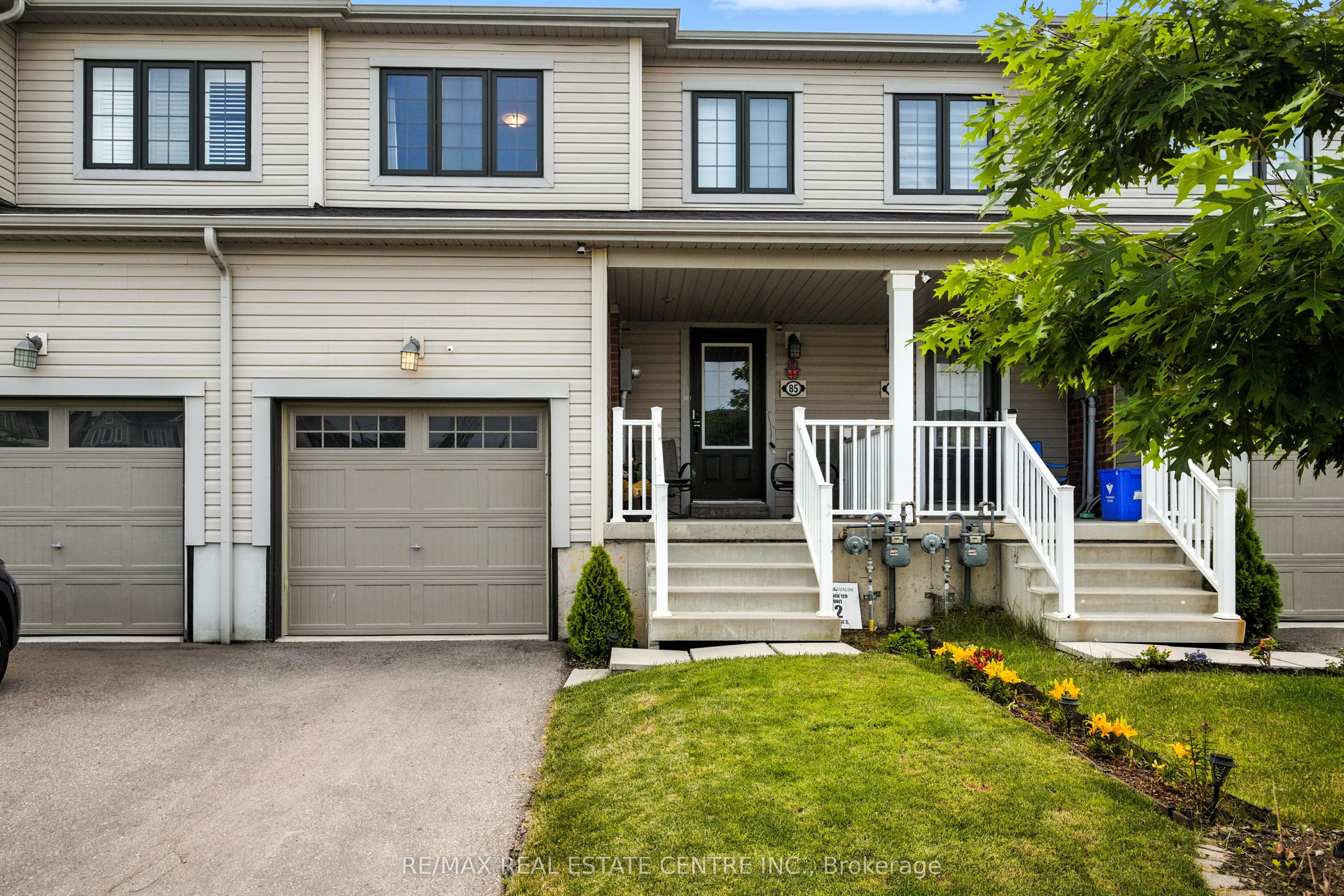 85 Thompson Road Property Photo 2