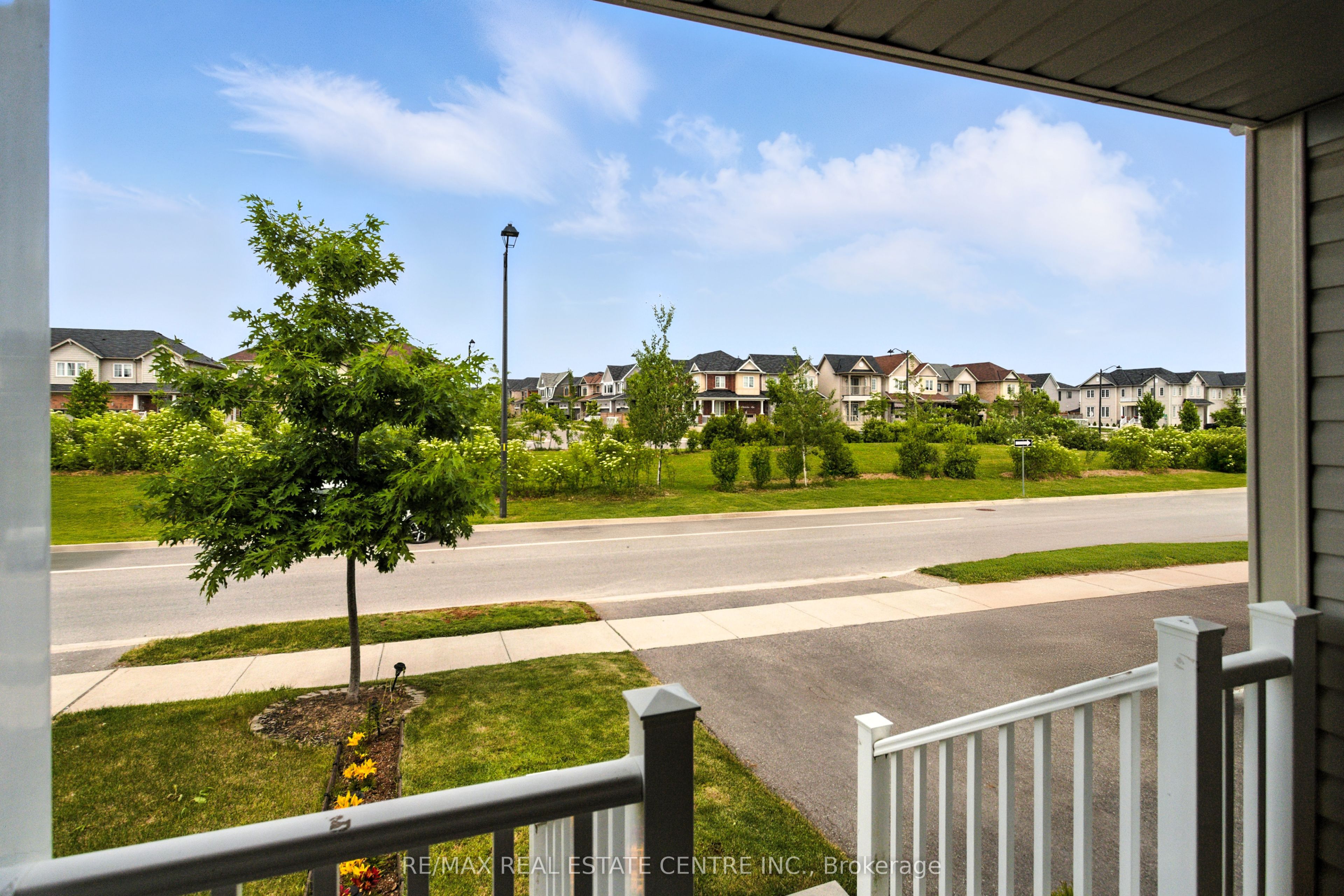 85 Thompson Road Property Photo 4