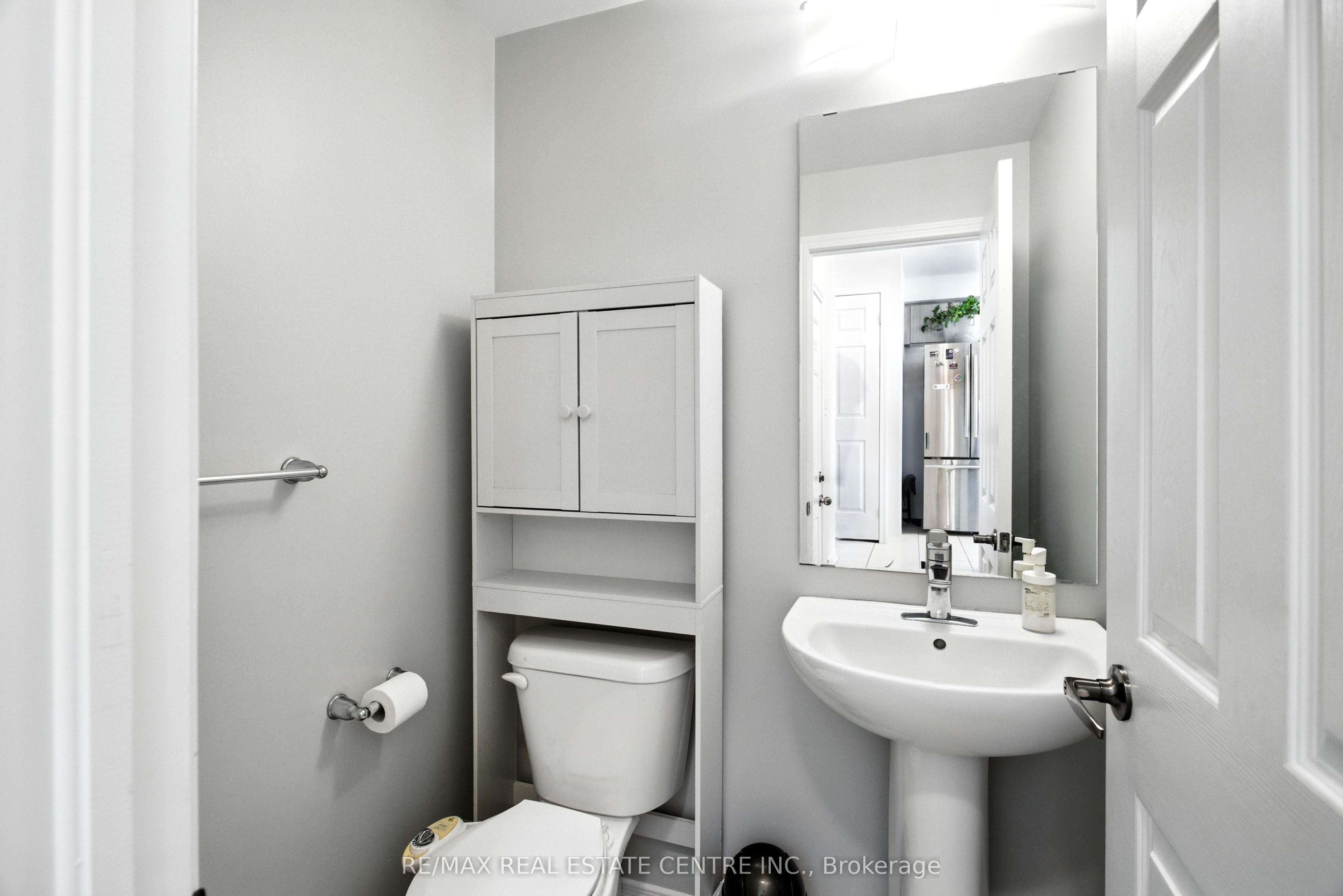 85 Thompson Road Property Photo 17