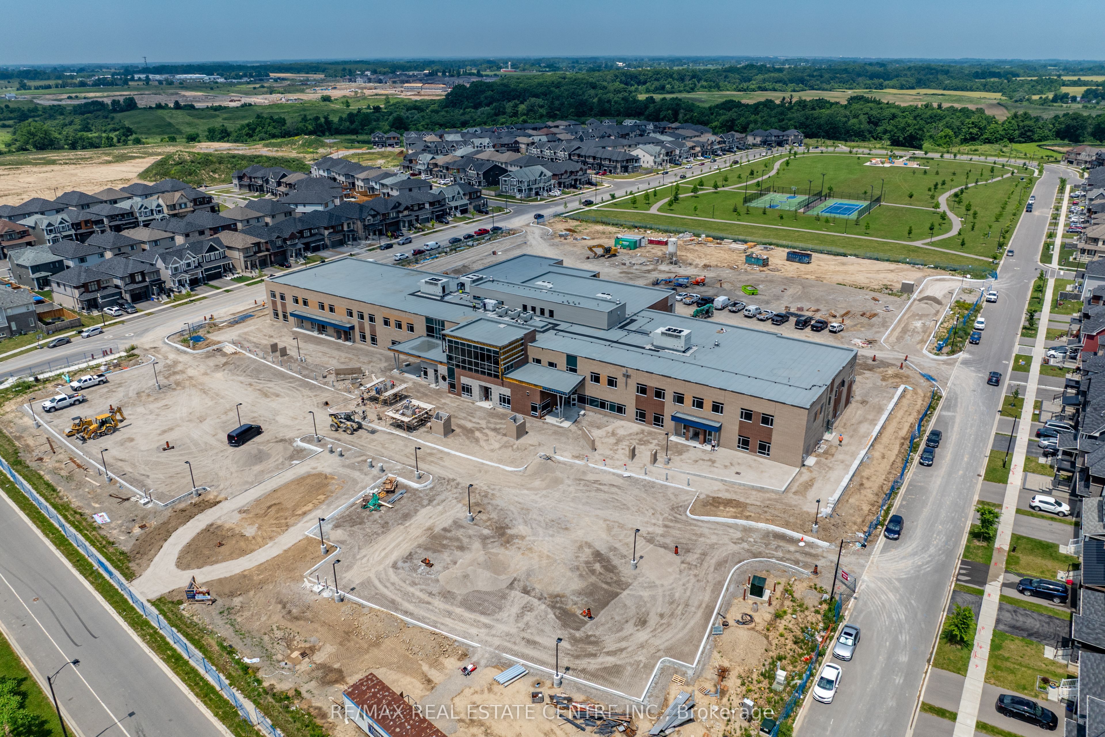 85 Thompson Road Property Photo 34