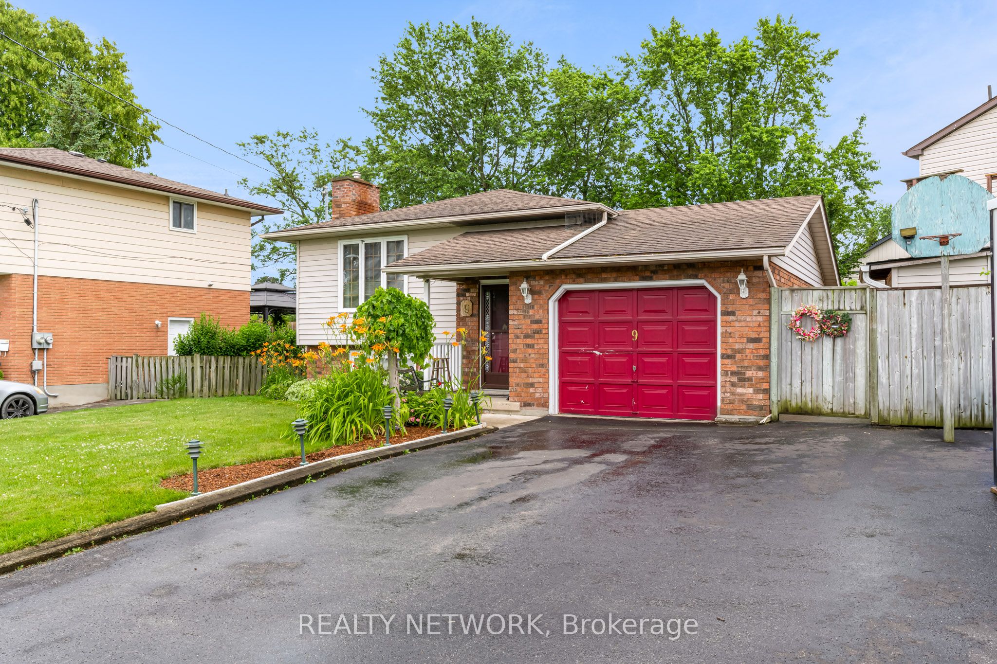 9 Valley Road Property Photo 2