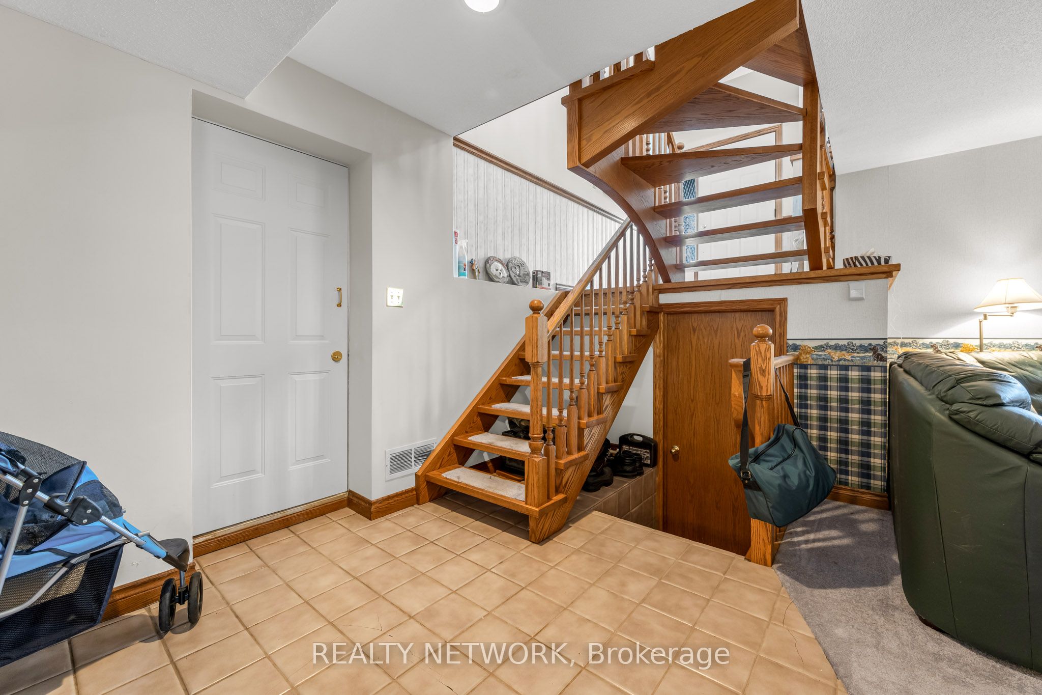 9 Valley Road Property Photo 27