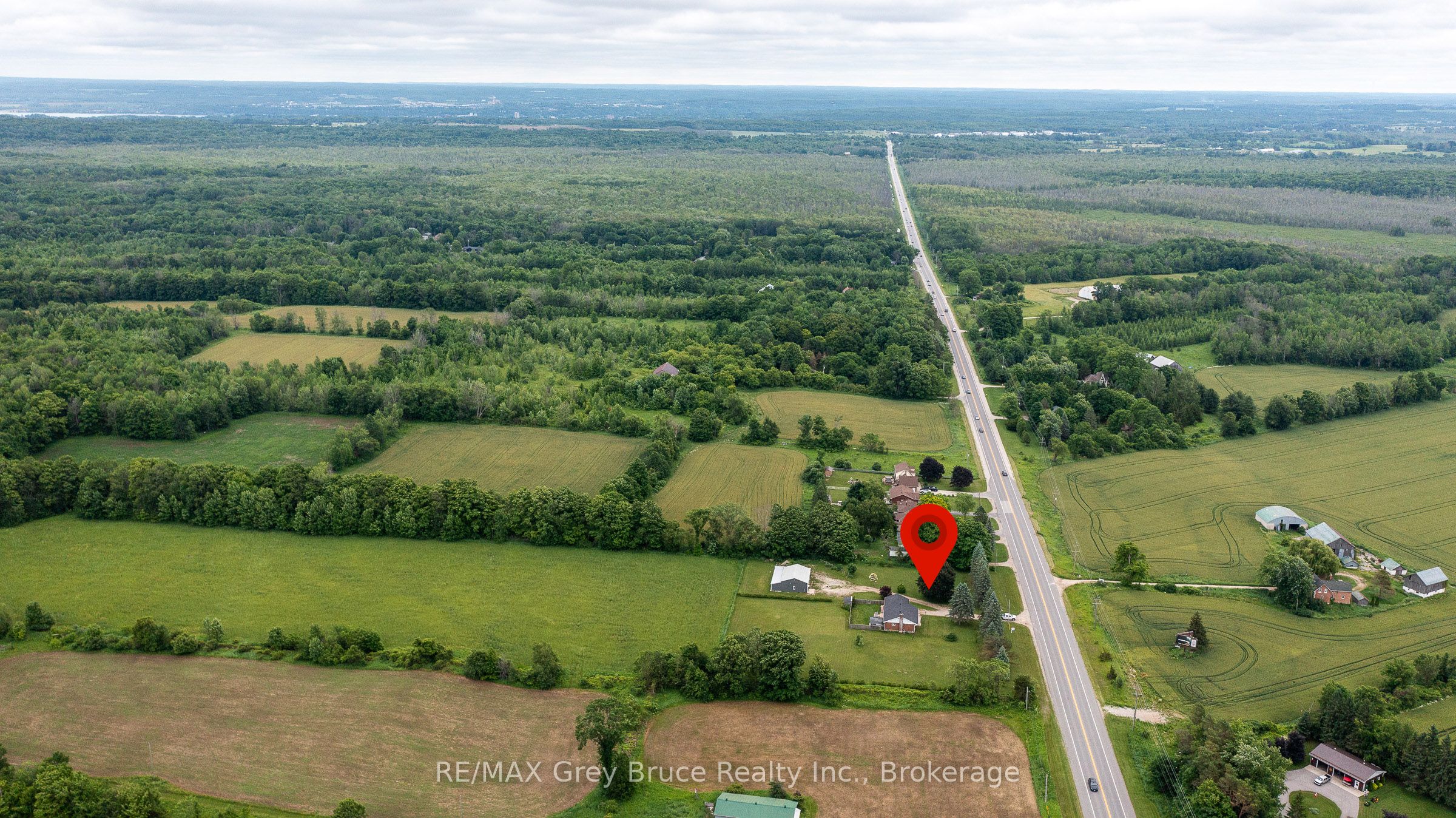 718449 6 Highway Property Photo 7