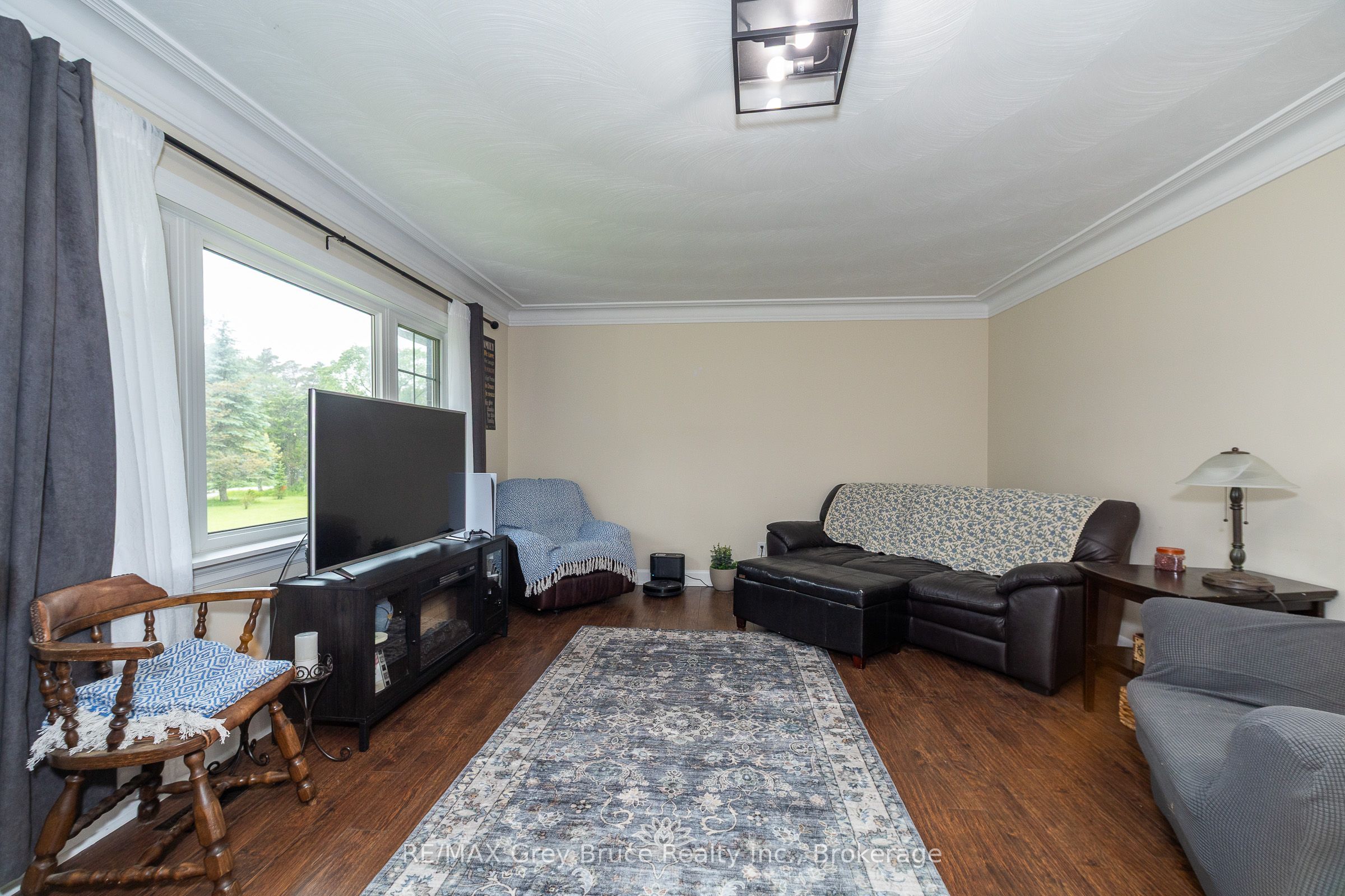 718449 6 Highway Property Photo 17