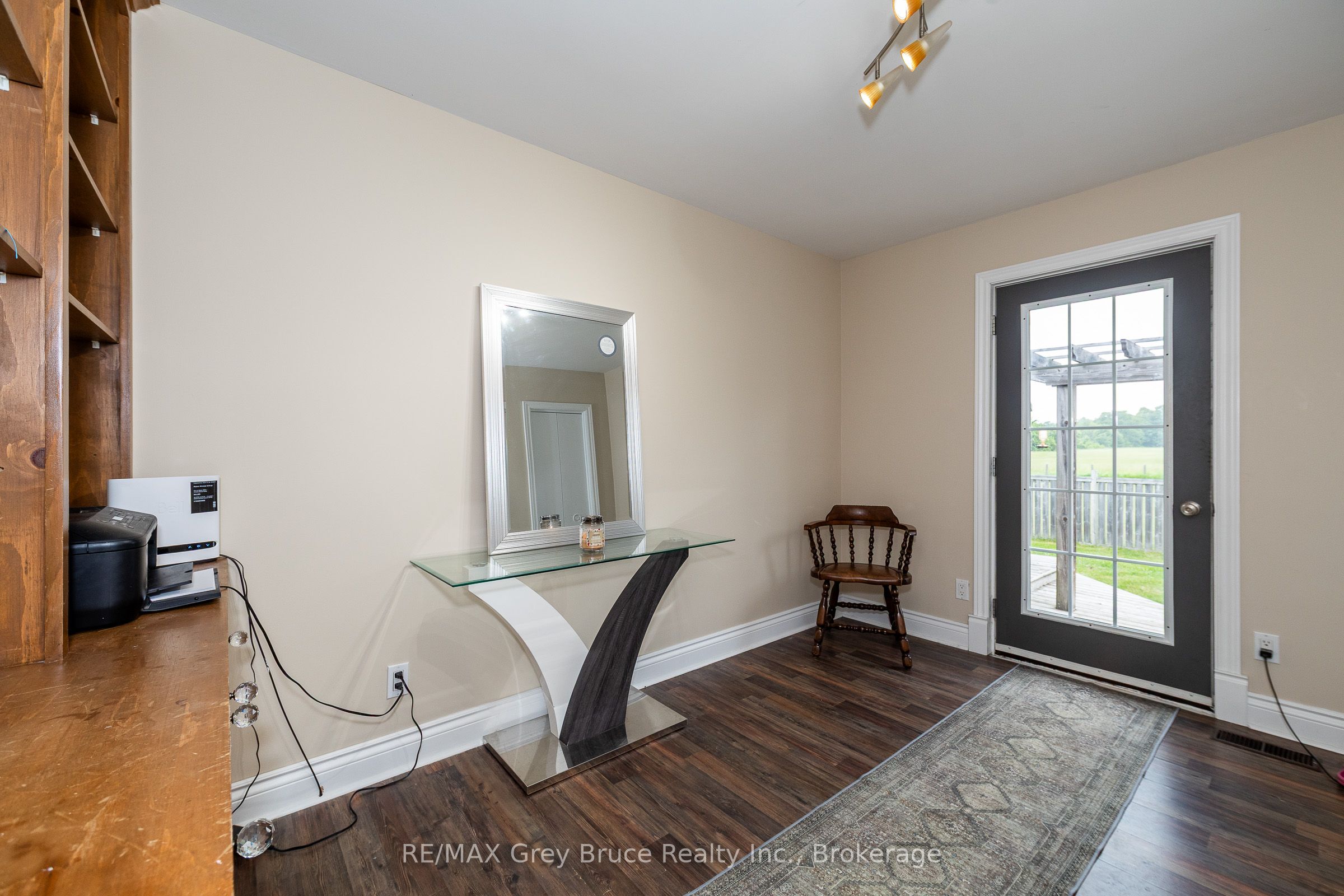 718449 6 Highway Property Photo 18