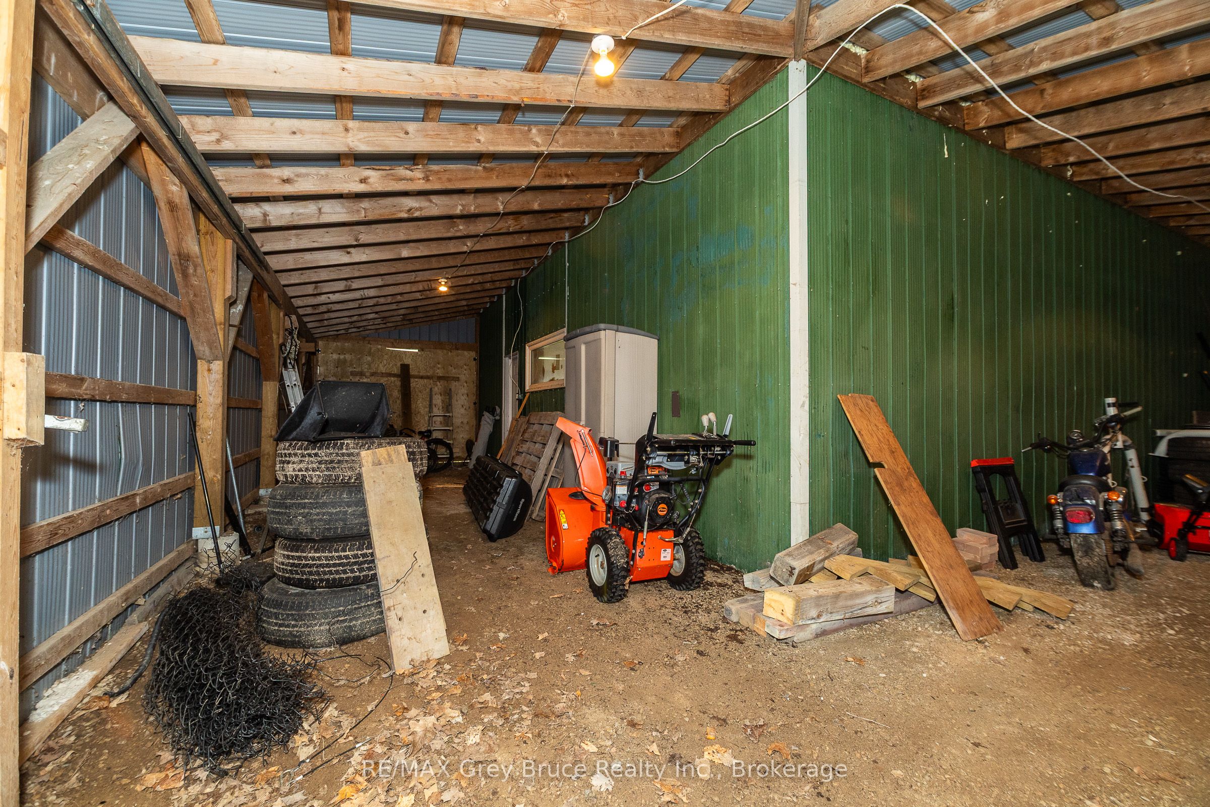 718449 6 Highway Property Photo 33