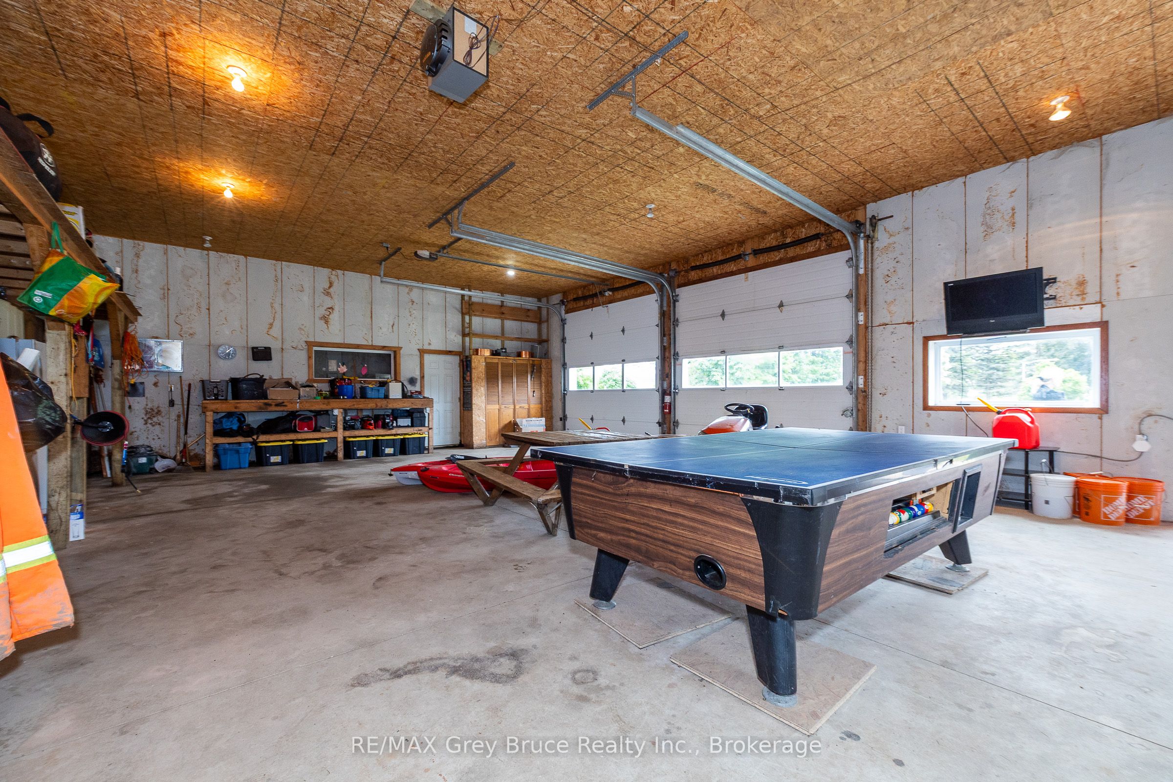 718449 6 Highway Property Photo 34