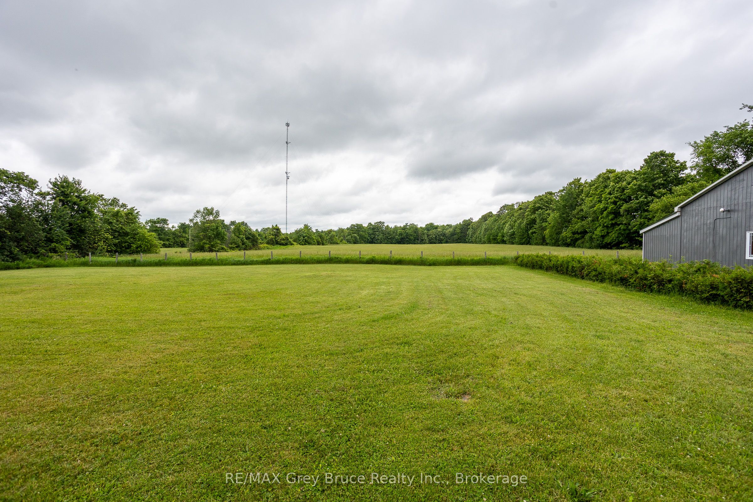 718449 6 Highway Property Photo 38