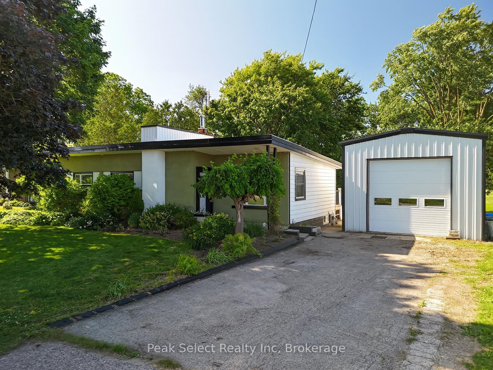 2822 Line 34 Line Property Photo 1