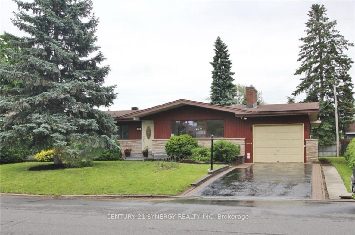 #B - 34 Majestic Drive Property Photo 1
