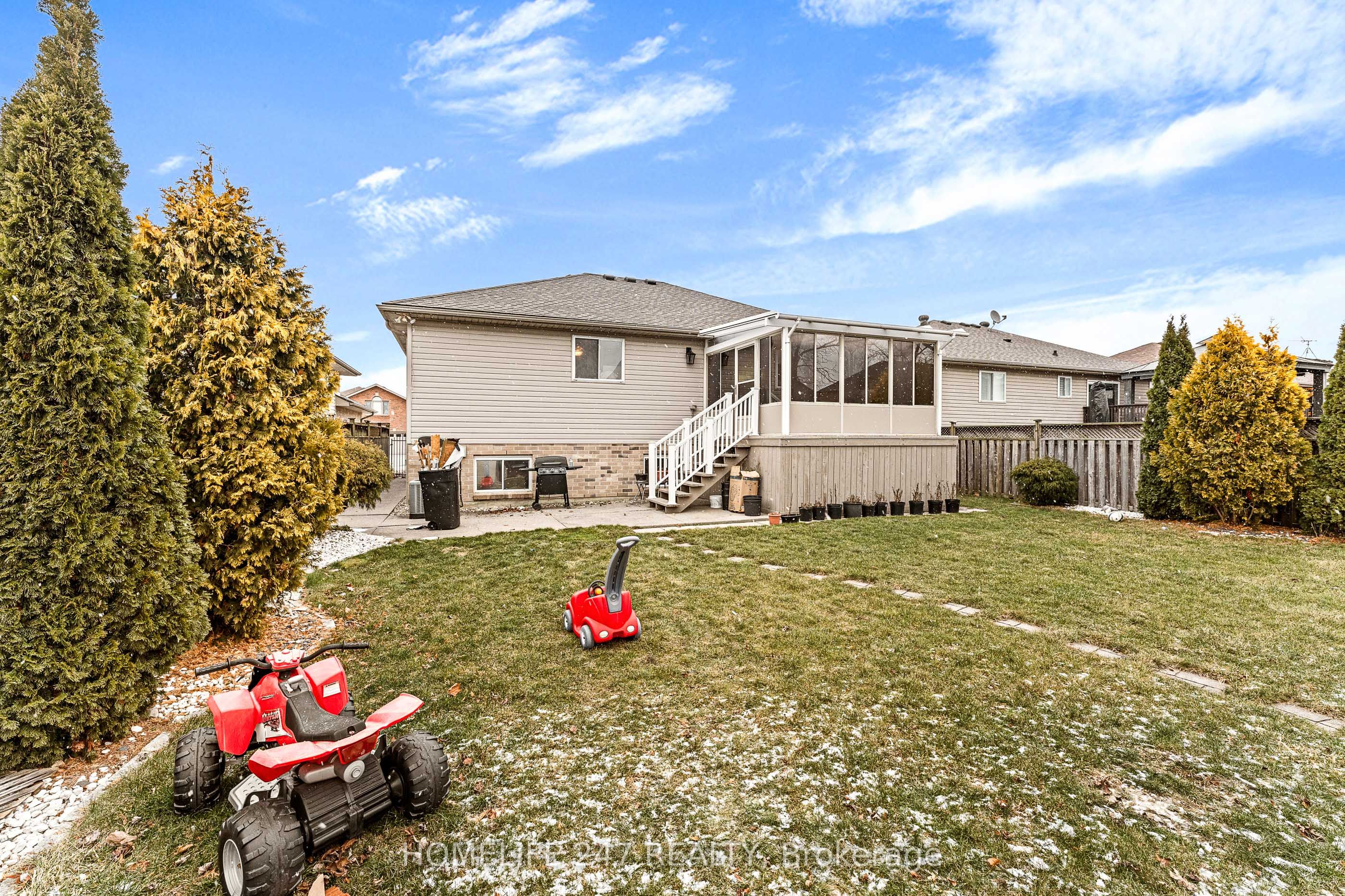 1119 Monarch Meadows Drive Property Photo 6