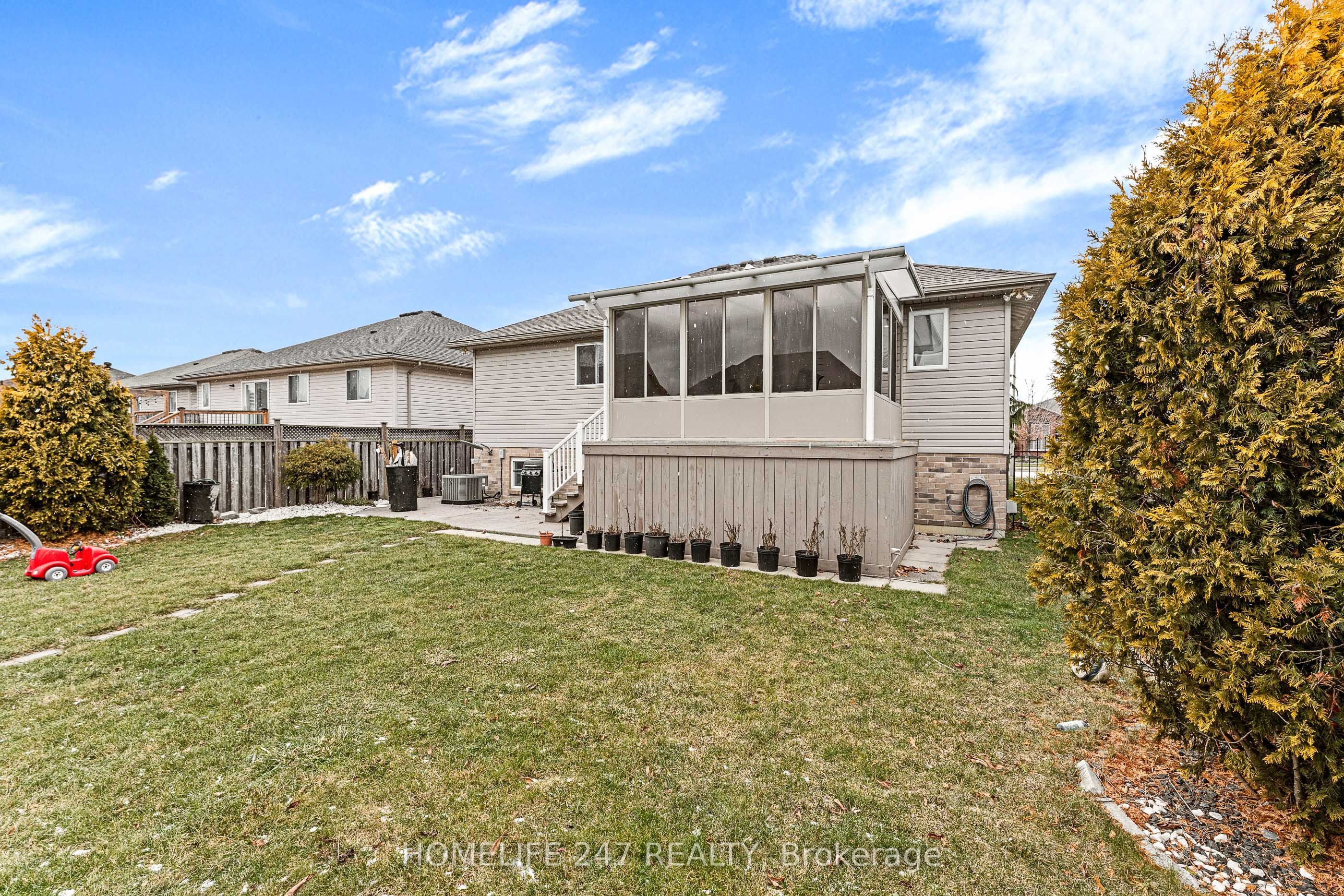 1119 Monarch Meadows Drive Property Photo 7