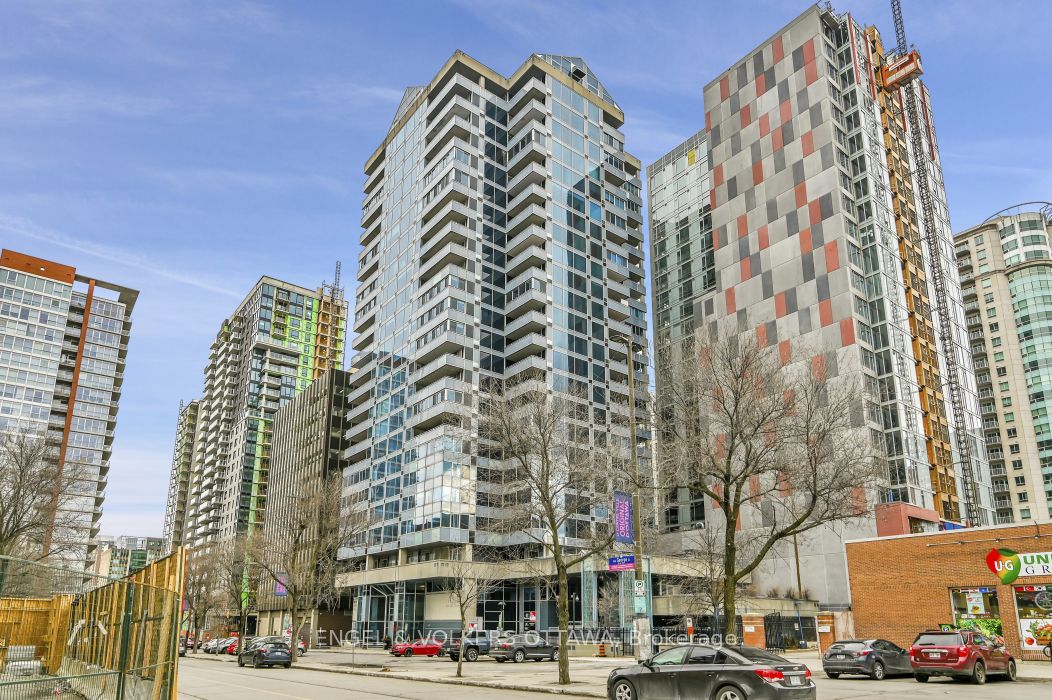 #402 - 160 George Street Property Photo 1