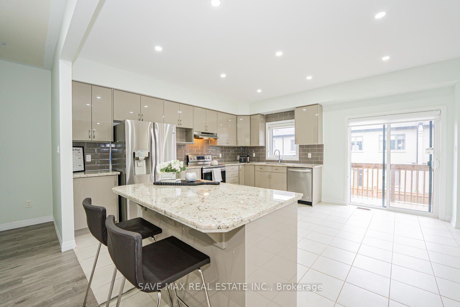 14 Doug Foulds Way Property Photo 14