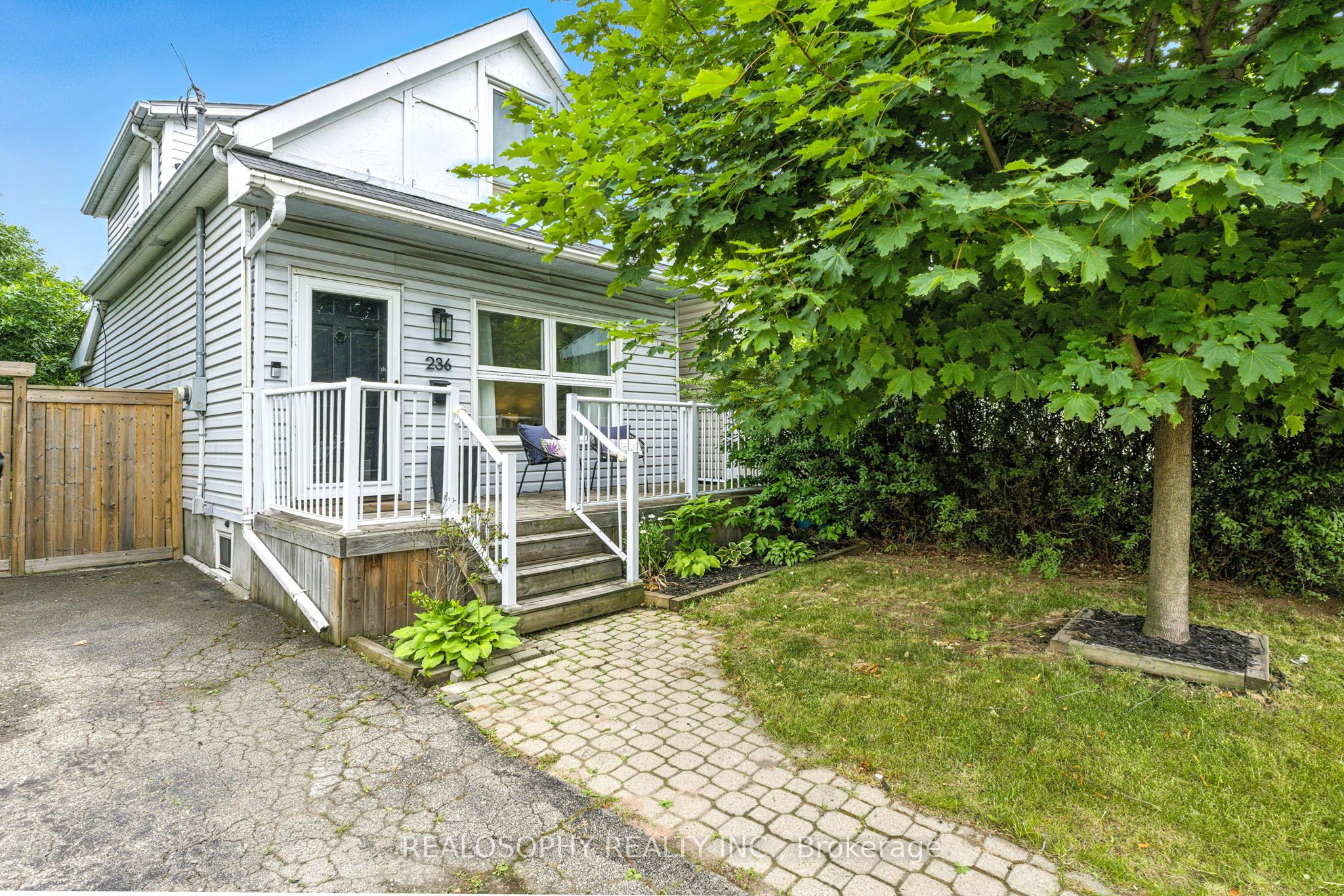236 Cope Street Property Photo 1