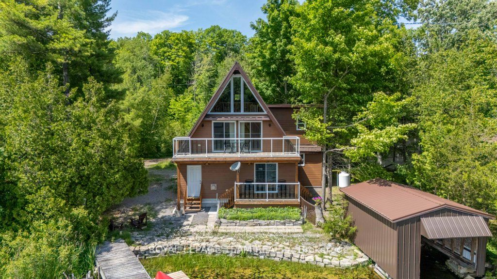 304 Hay Bay Lane Property Photo 1