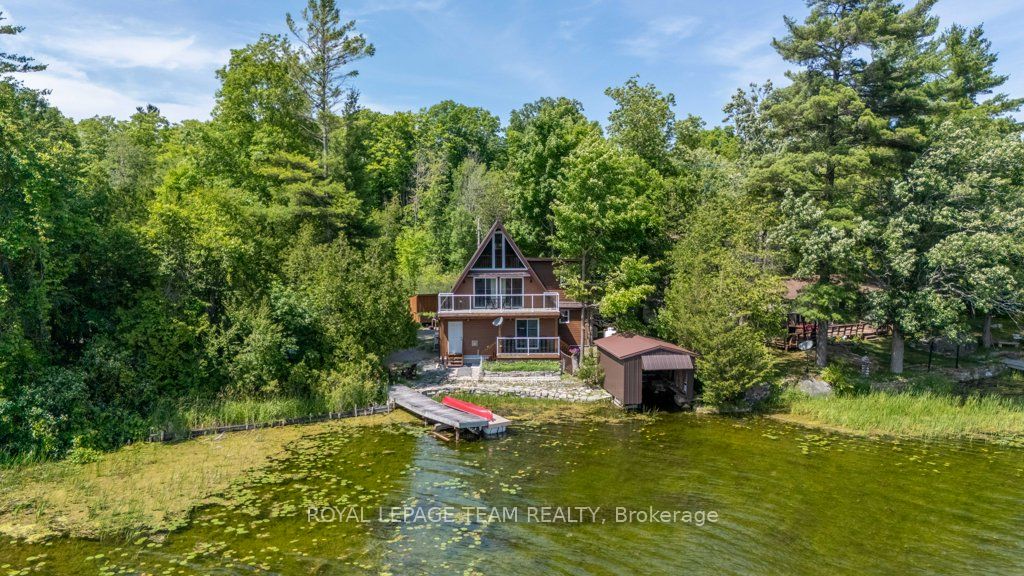 304 Hay Bay Lane Property Photo 3