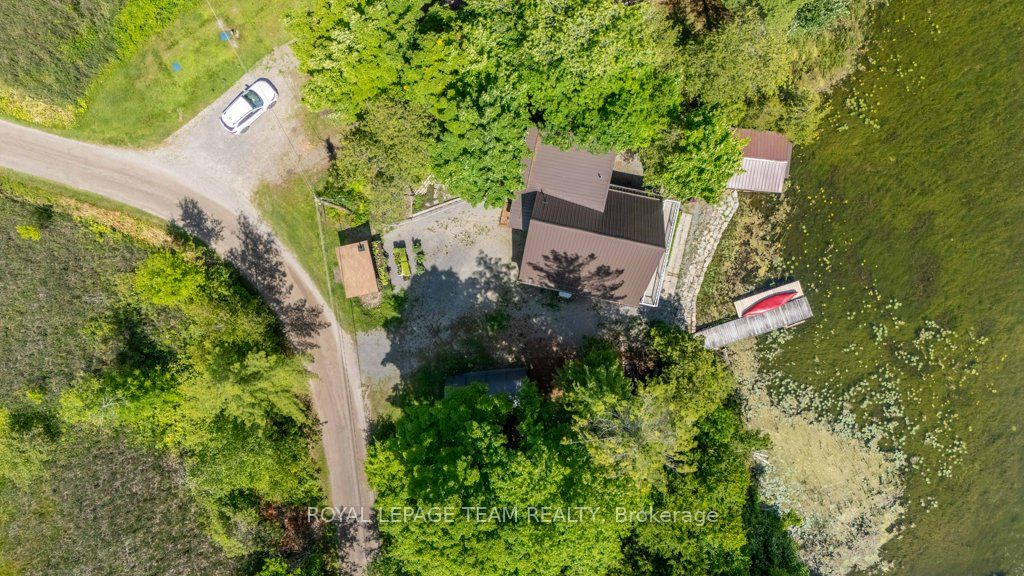 304 Hay Bay Lane Property Photo 8