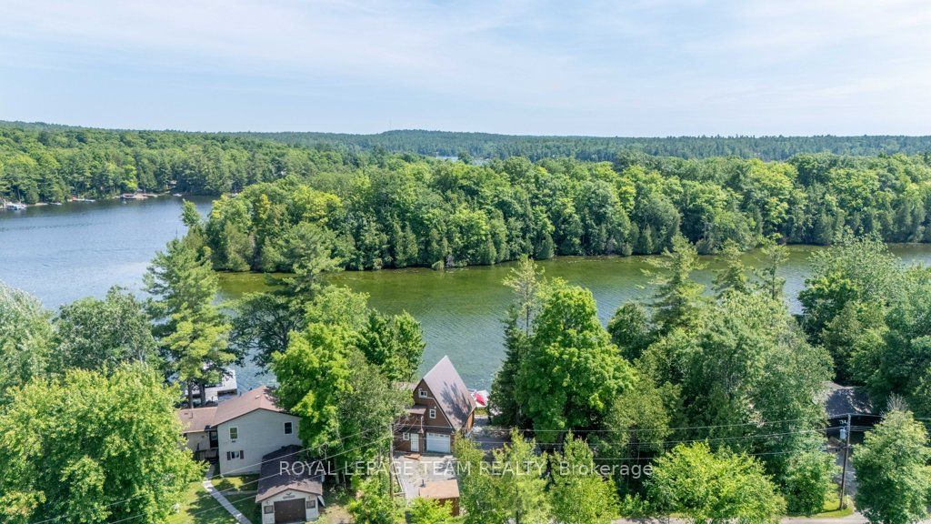 304 Hay Bay Lane Property Photo 12