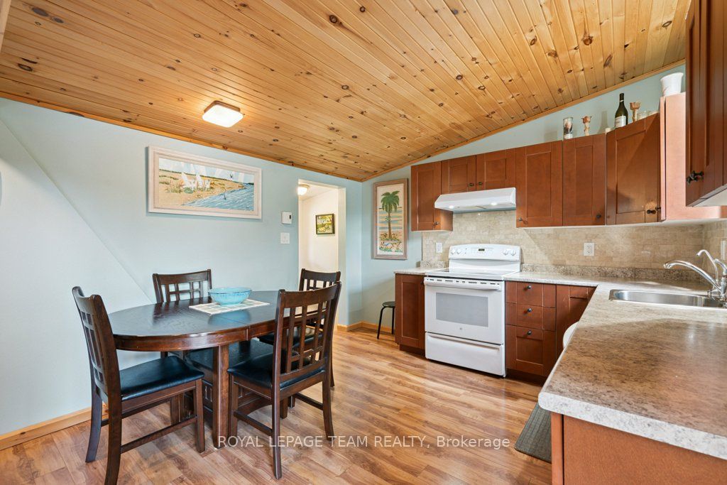 304 Hay Bay Lane Property Photo 40
