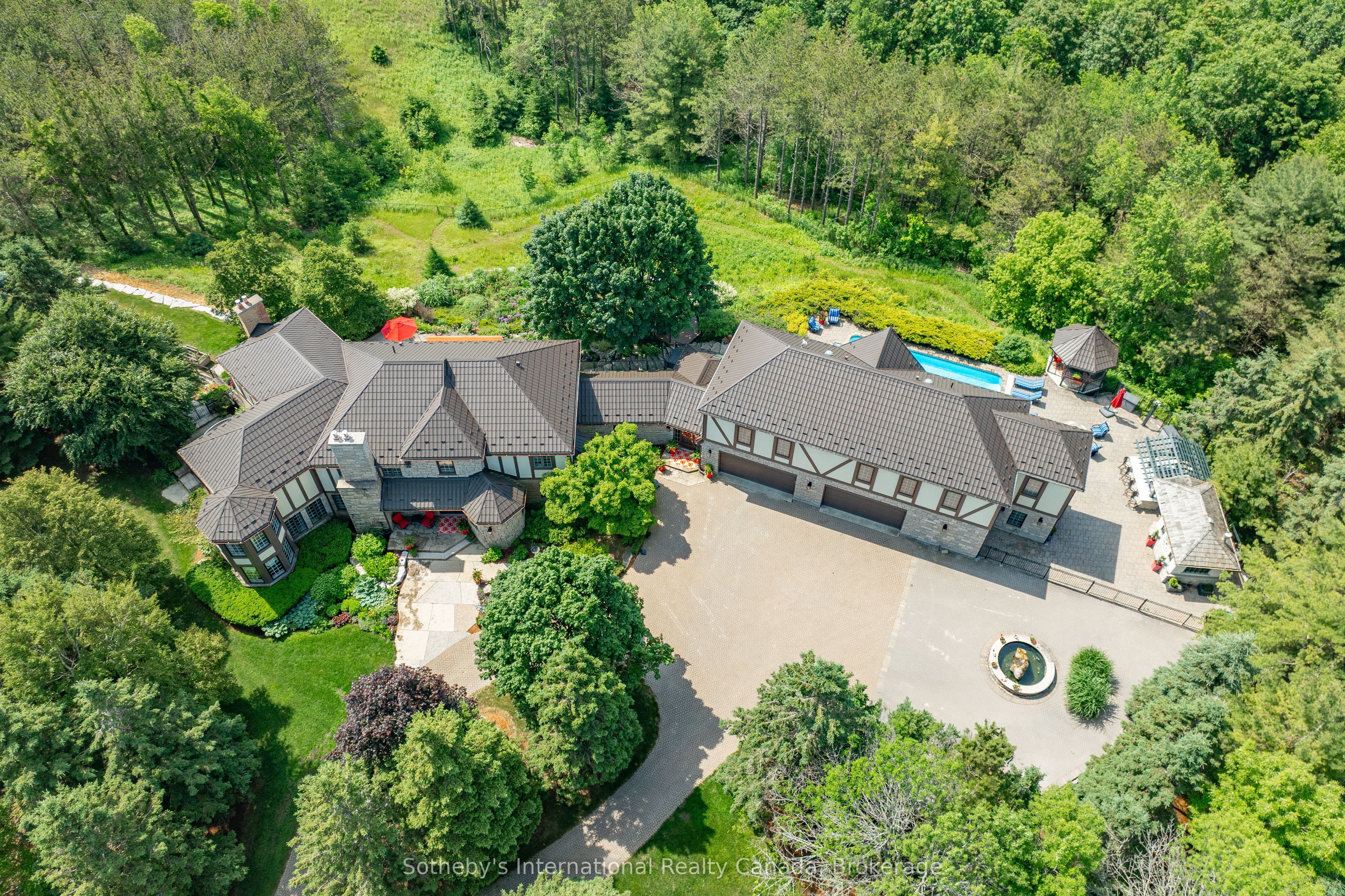 9255 Sideroad 27 N/A Property Photo 1