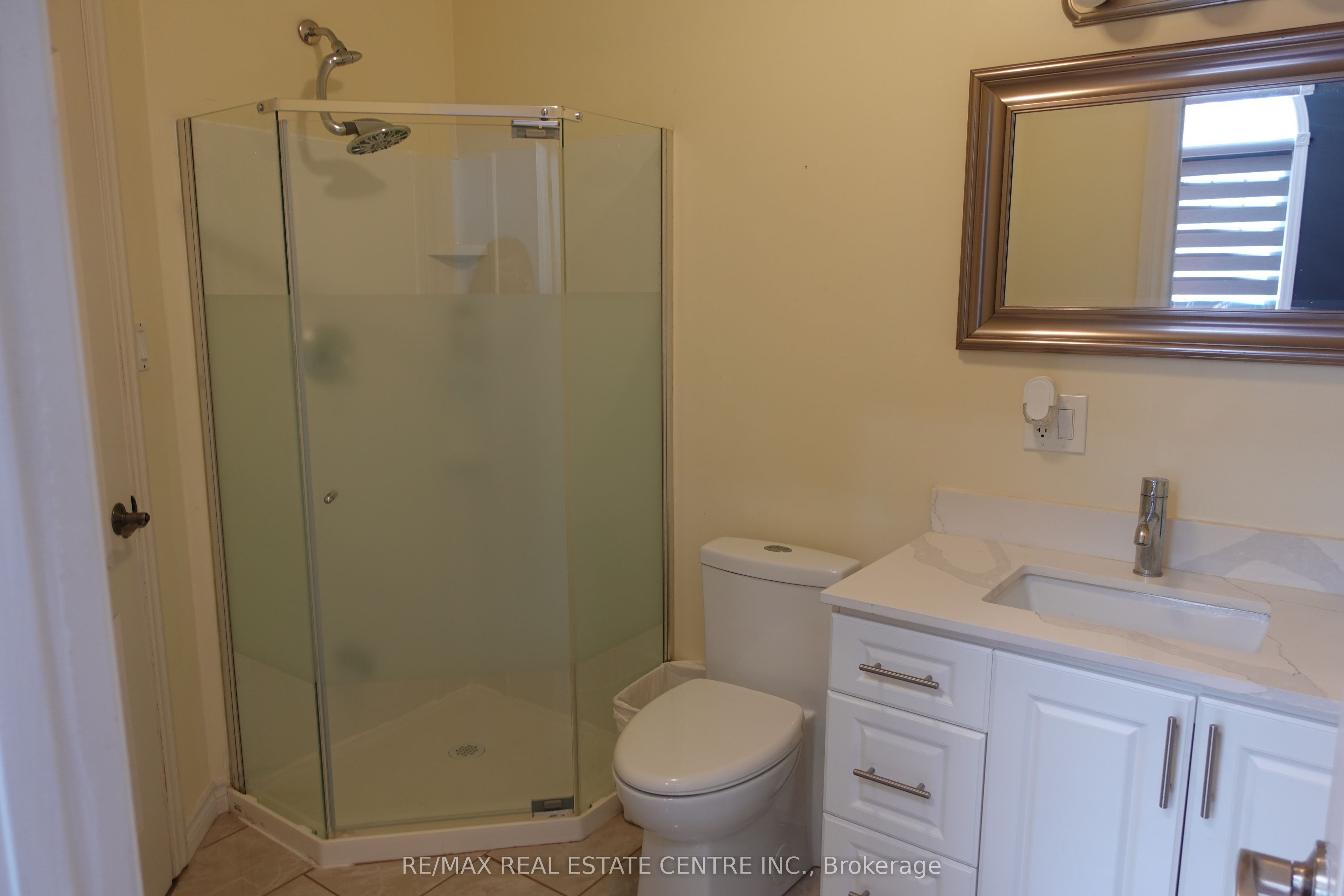 230 South Water Street Property Photo 28