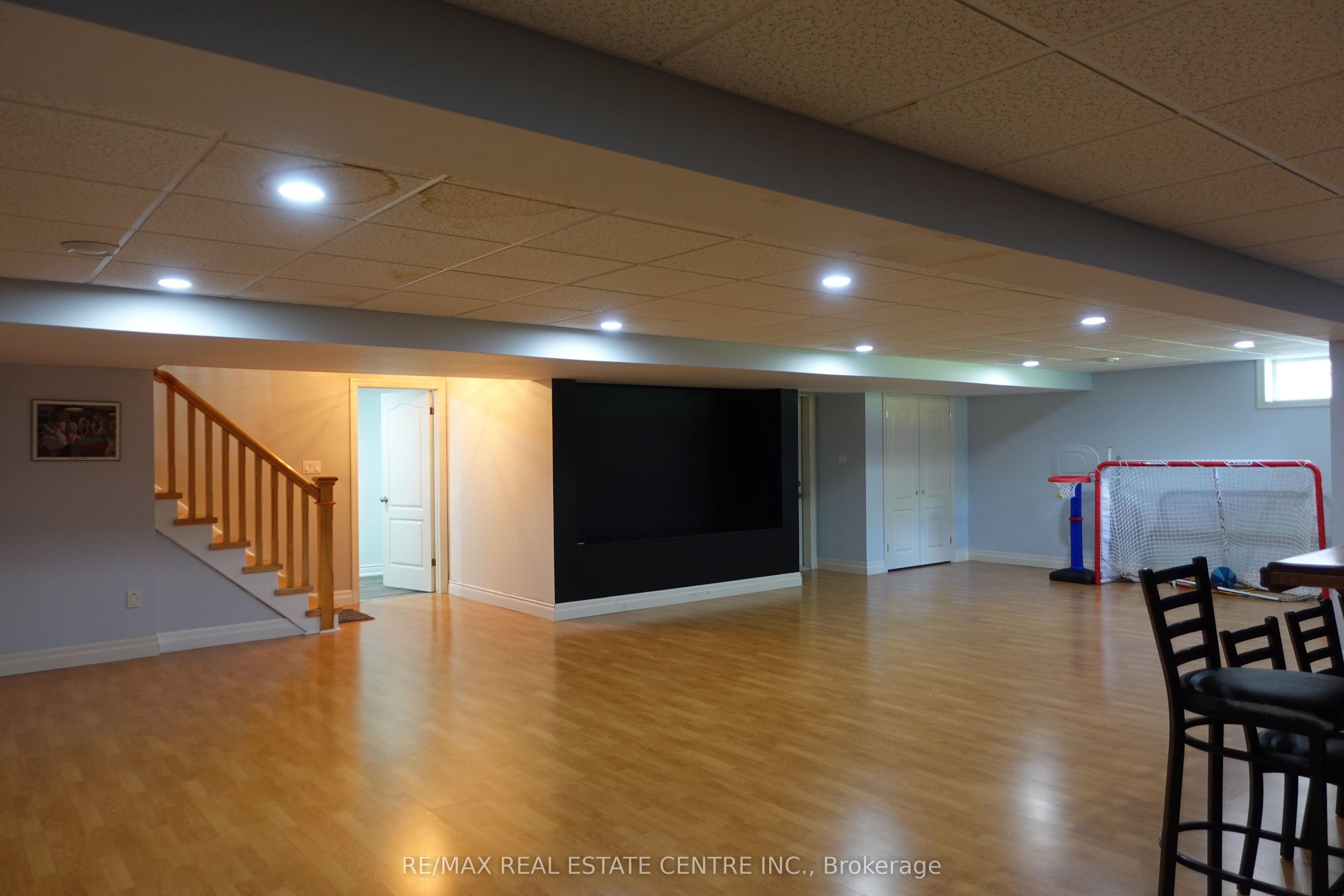 230 South Water Street Property Photo 30