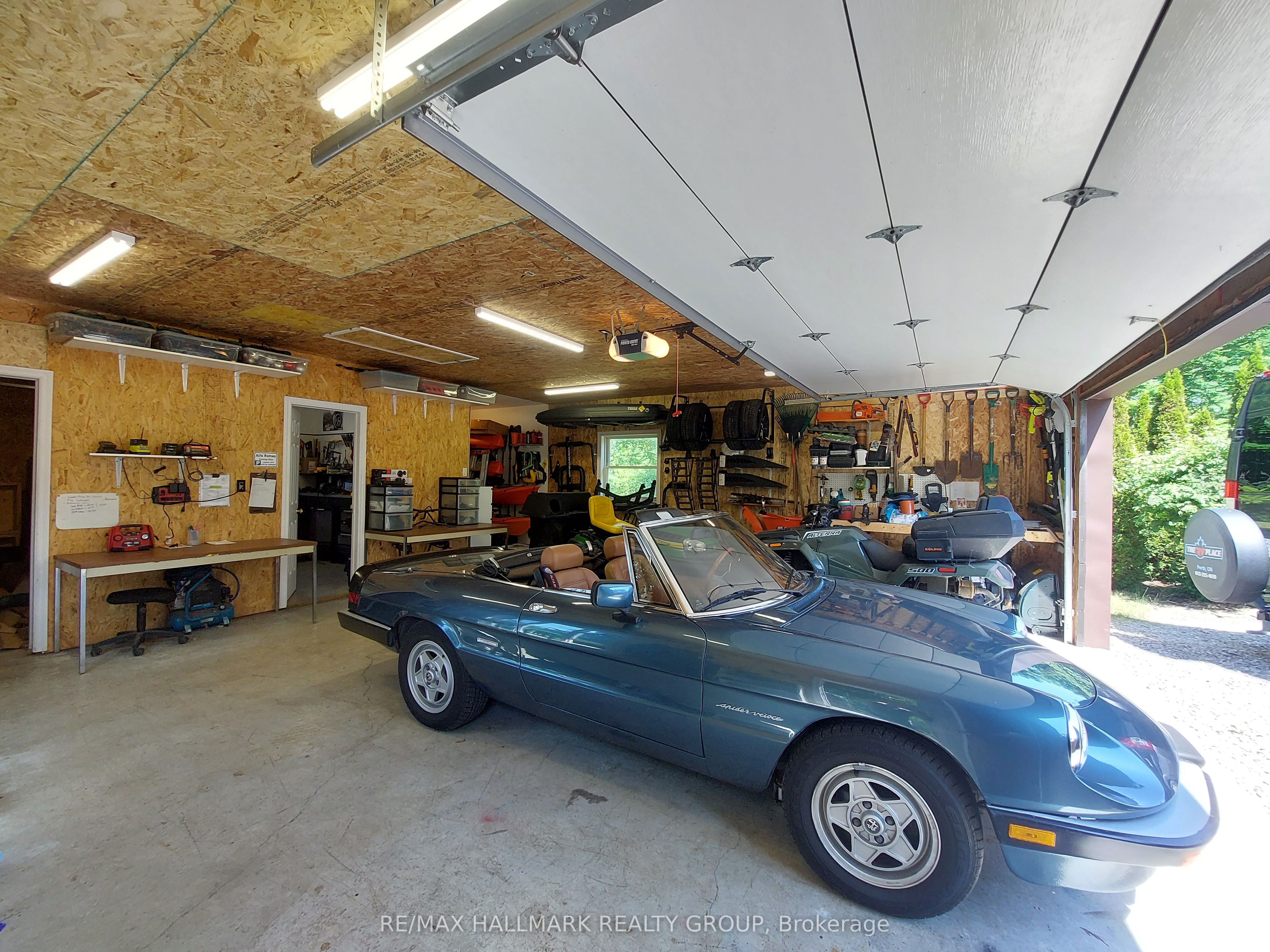 6942 Gallagher Road Property Photo 6