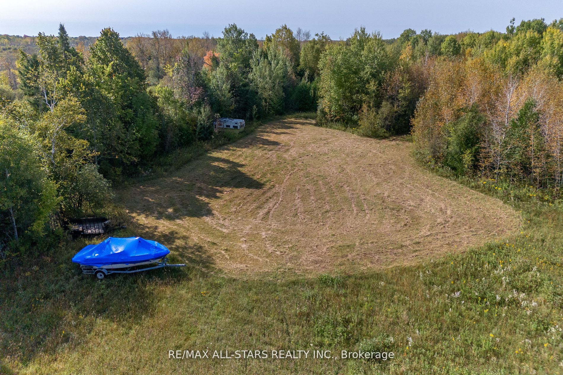 4 Point Rd Property Photo 16