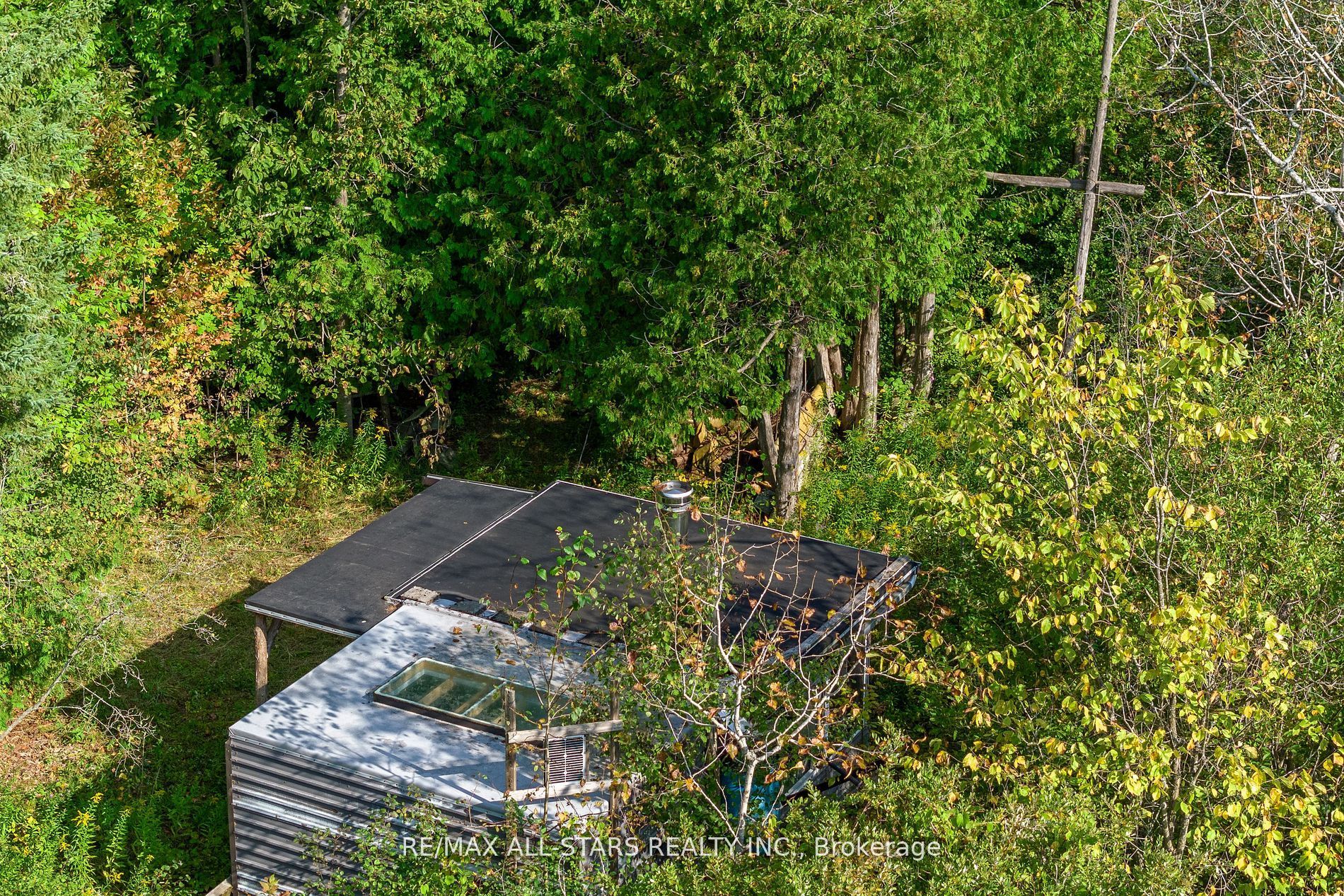 4 Point Rd Property Photo 21