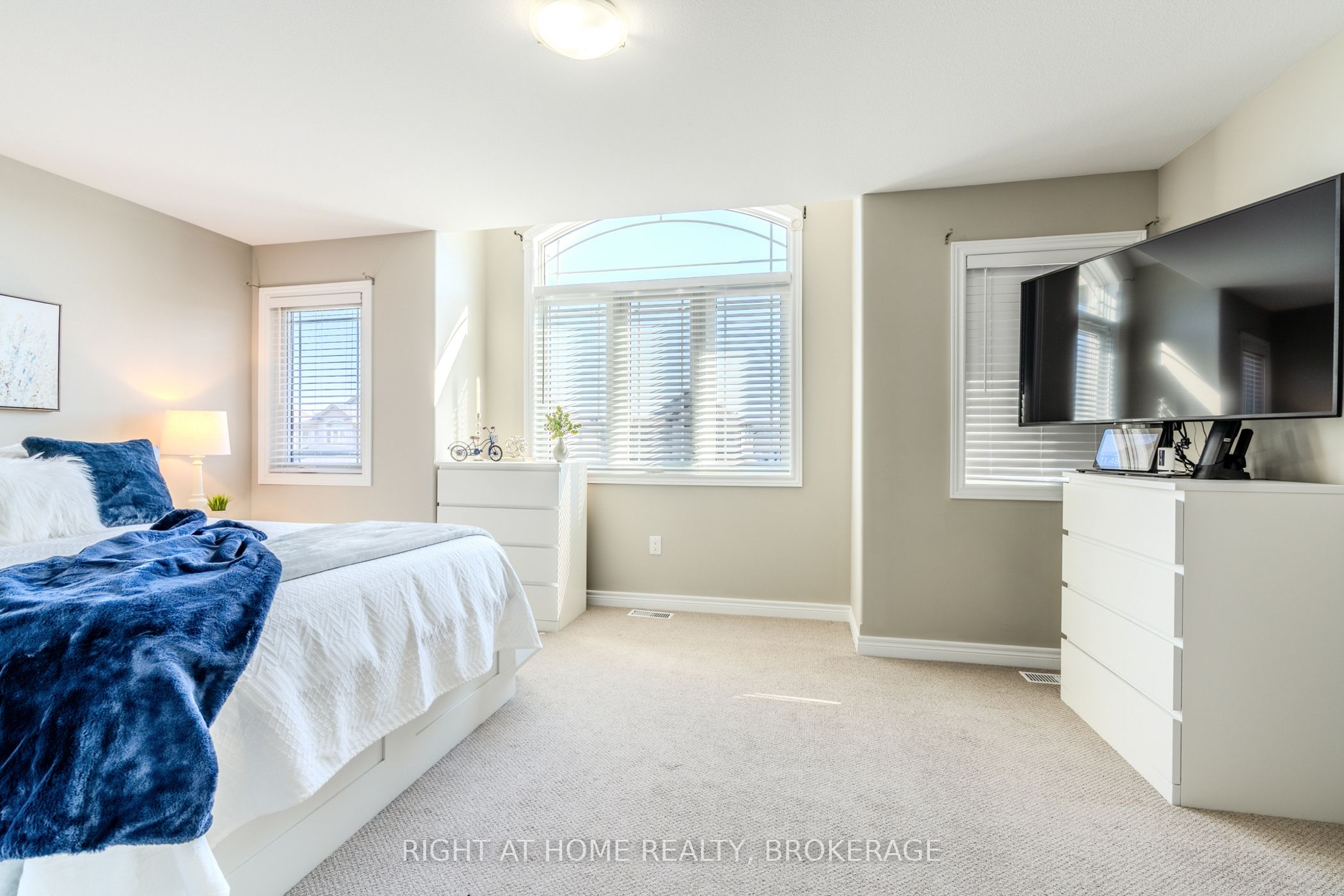 7787 Hanniwell Street Property Photo 25