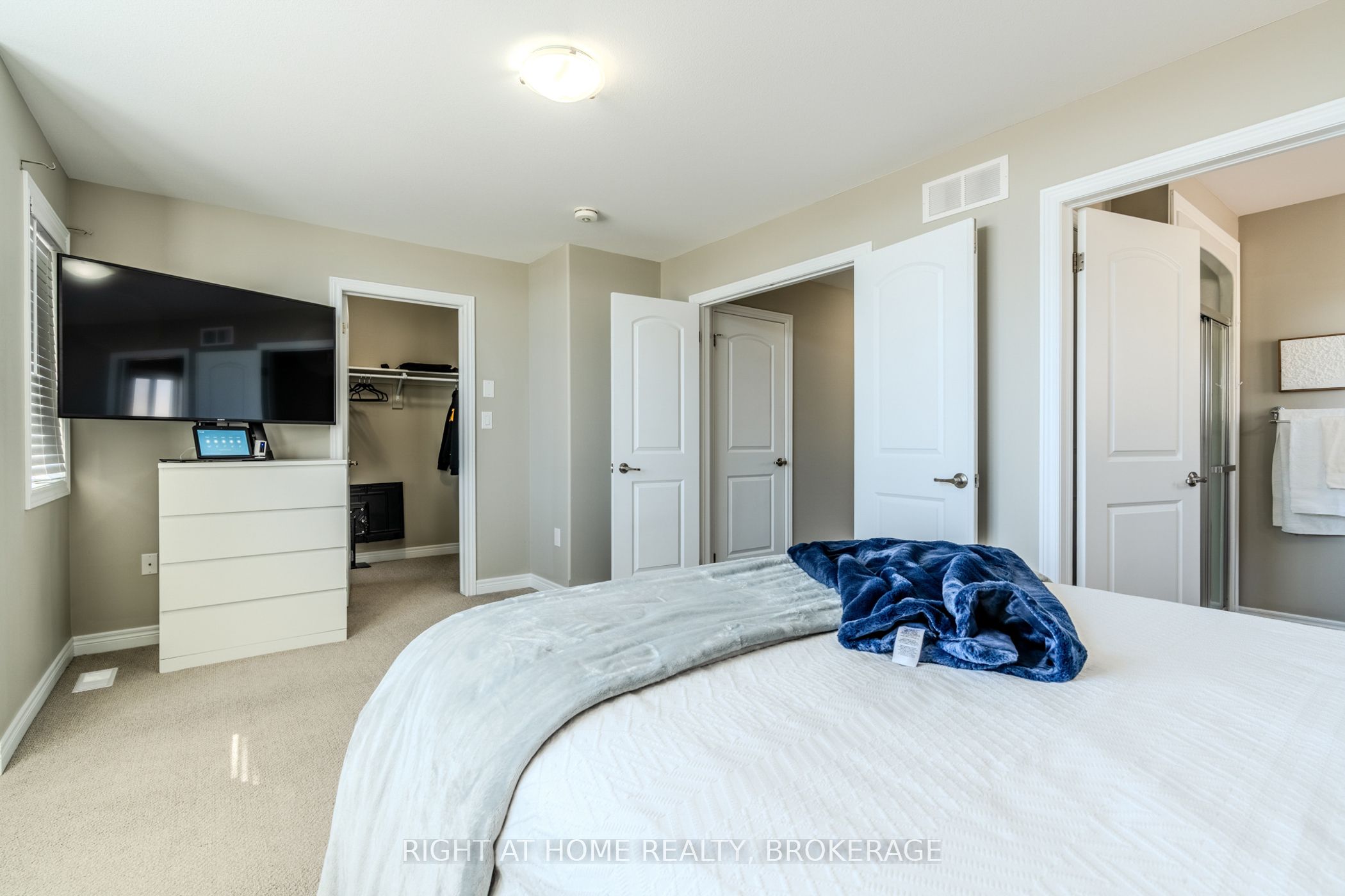 7787 Hanniwell Street Property Photo 28