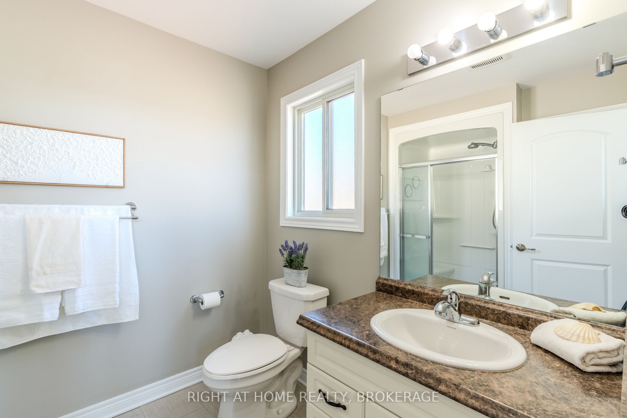7787 Hanniwell Street Property Photo 29