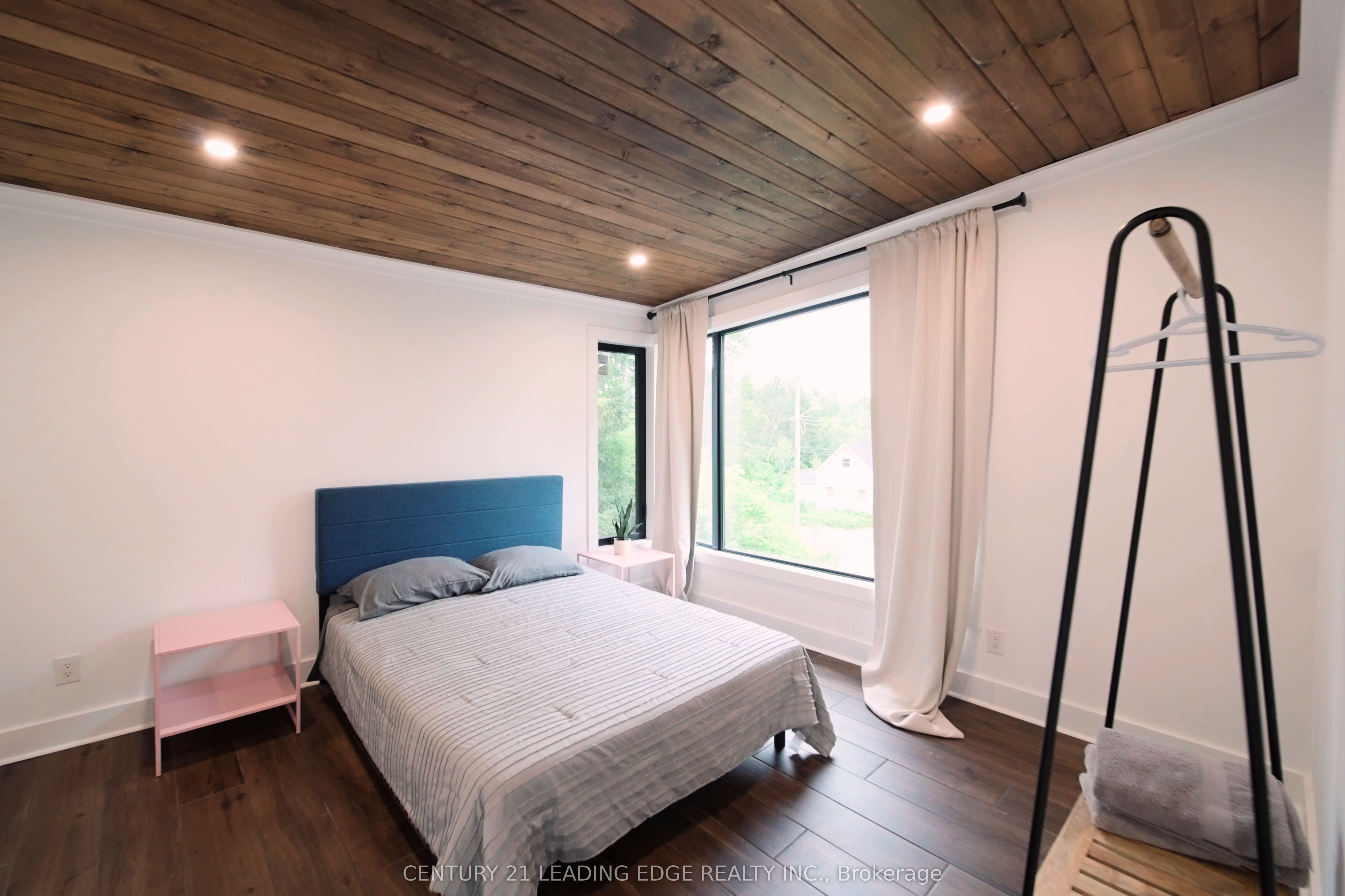 34 Ottawa Avenue Property Photo 15