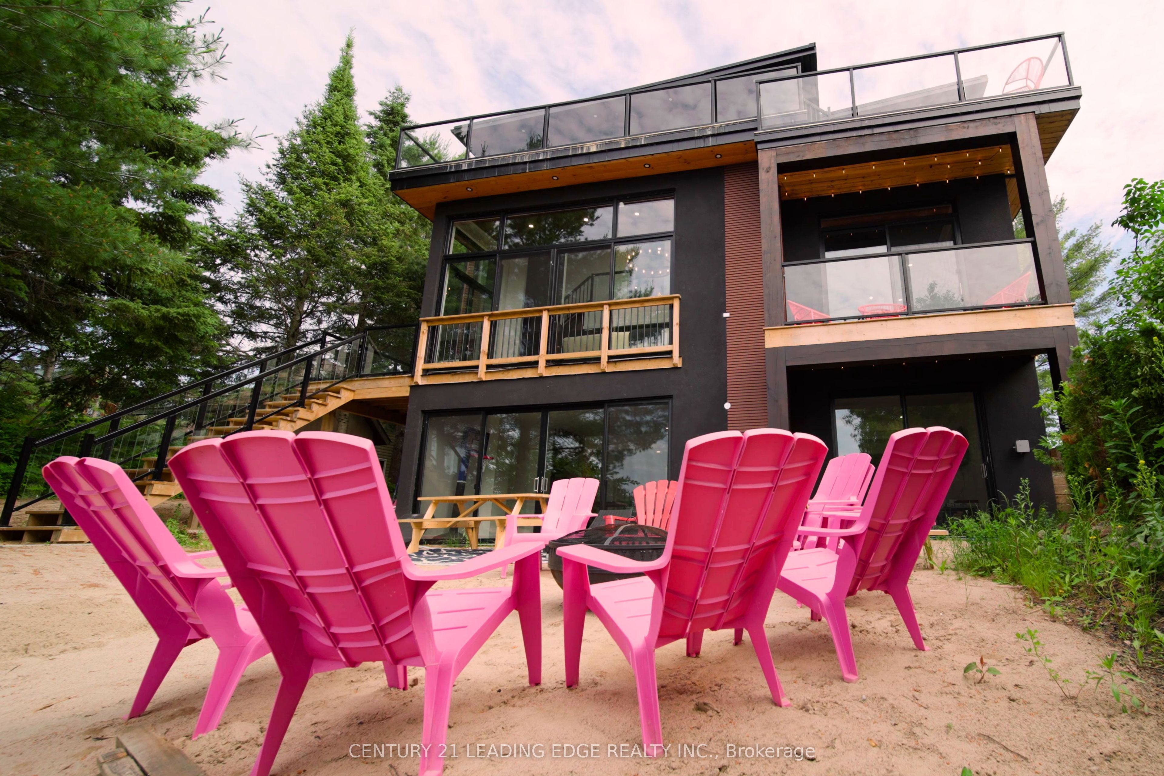 34 Ottawa Avenue Property Photo 20