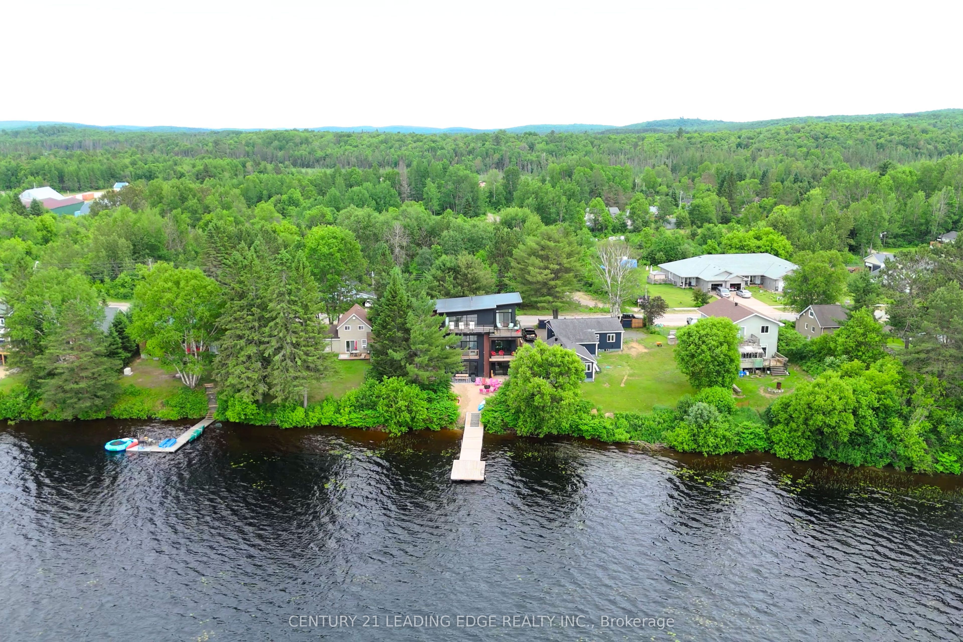 34 Ottawa Avenue Property Photo 23