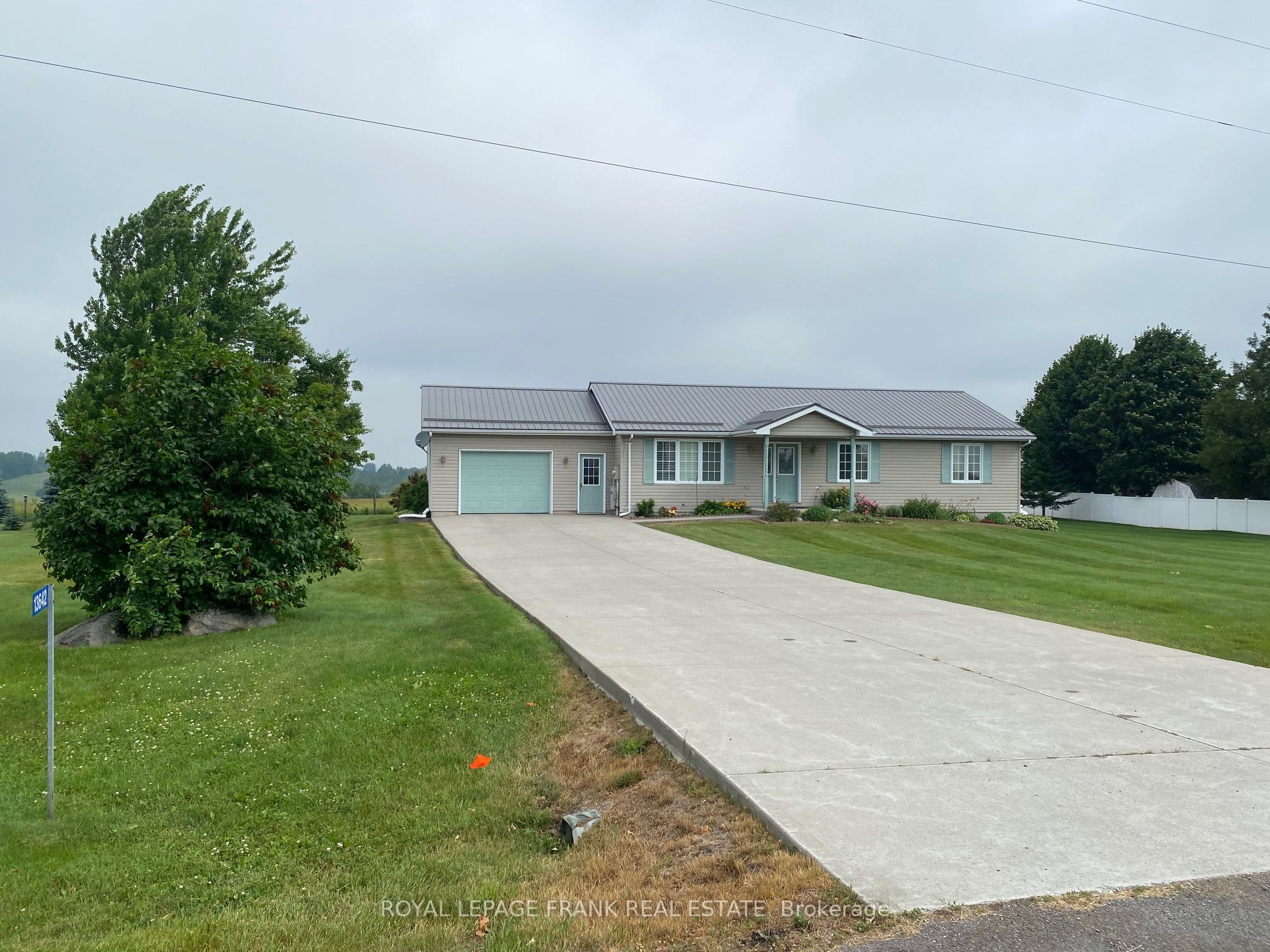 13642 Telephone Road Property Photo 2