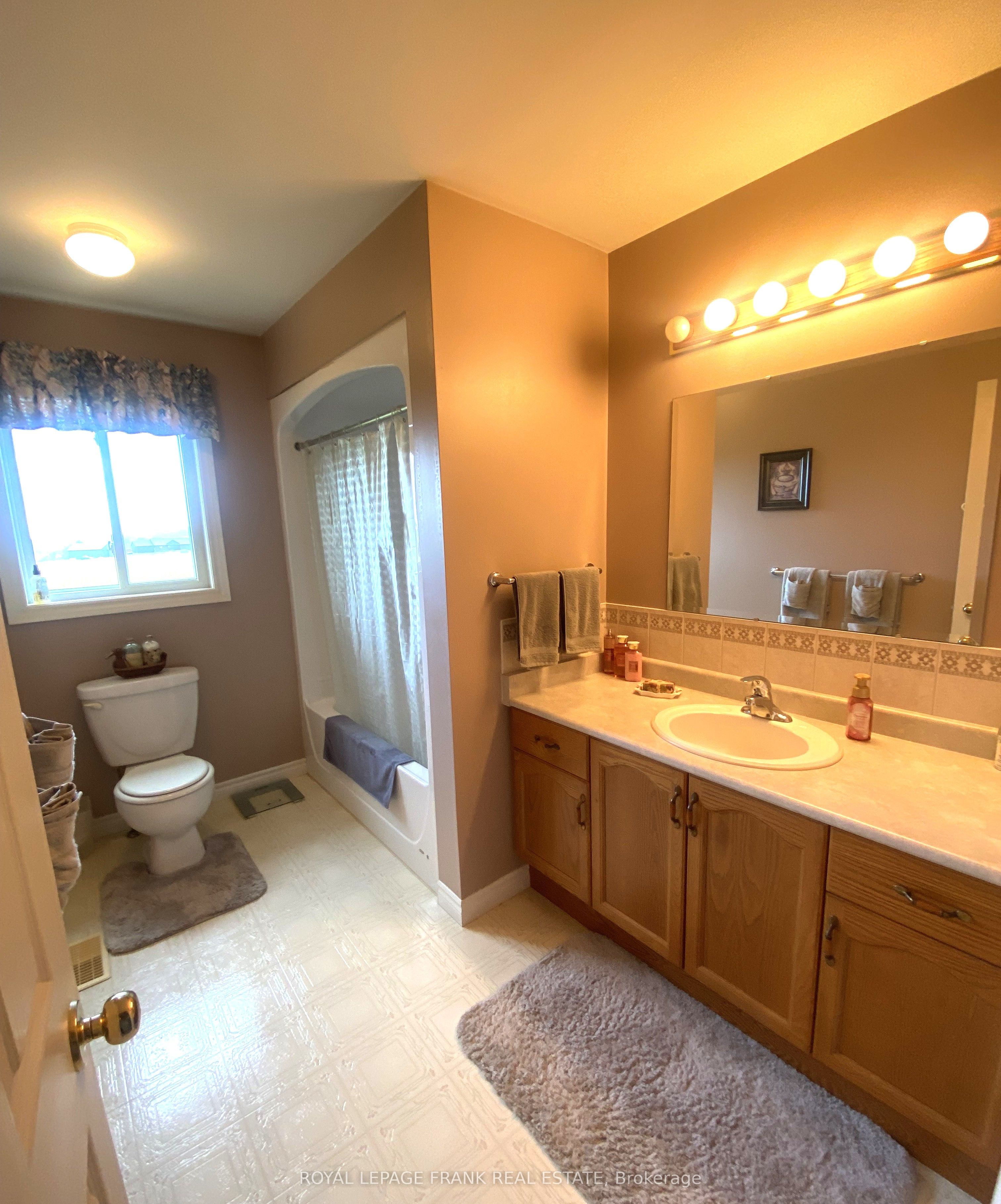13642 Telephone Road Property Photo 20