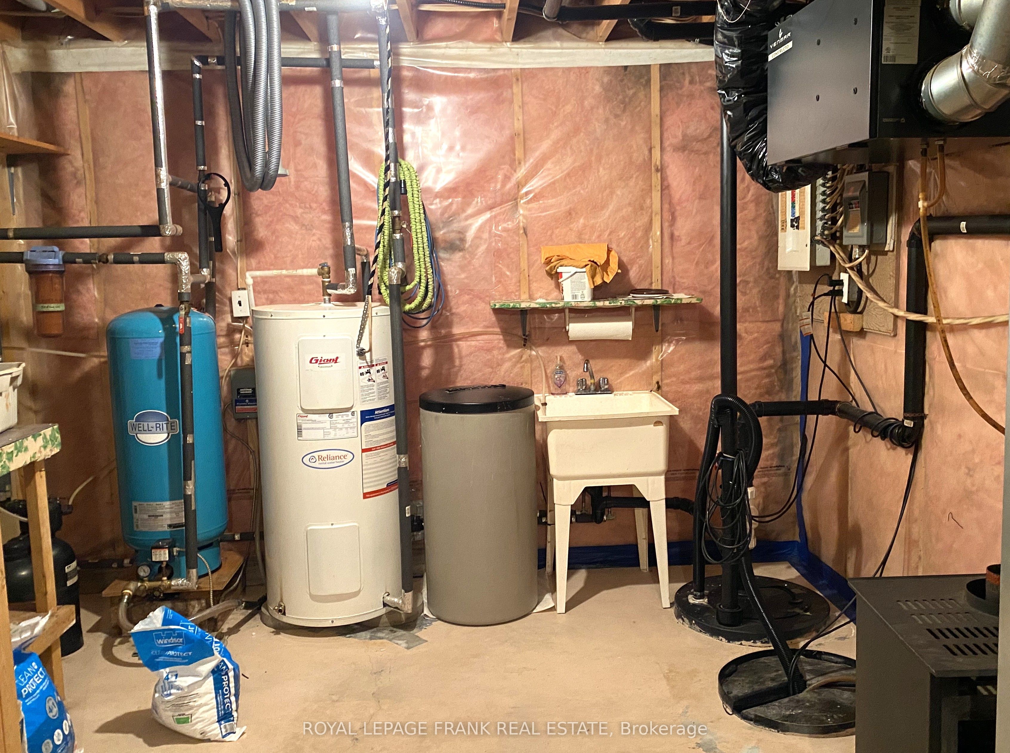 13642 Telephone Road Property Photo 38