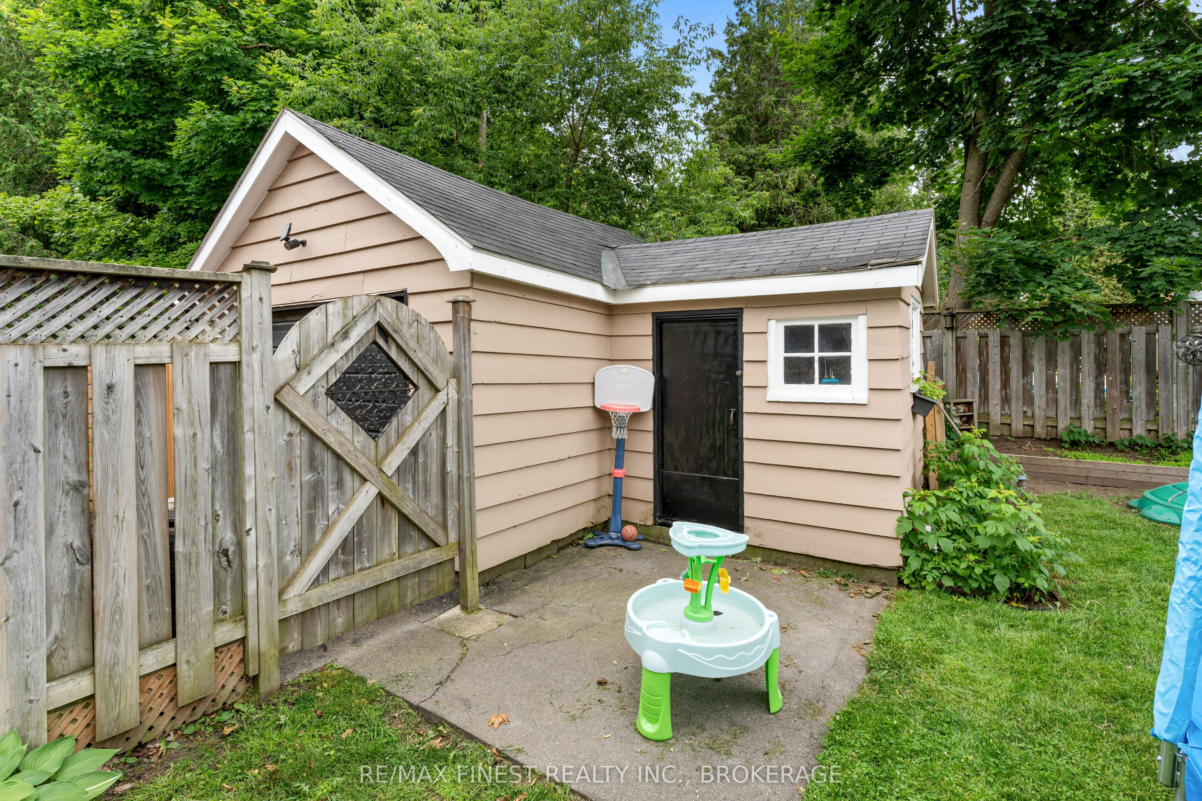 36 Mccready Street Property Photo 35