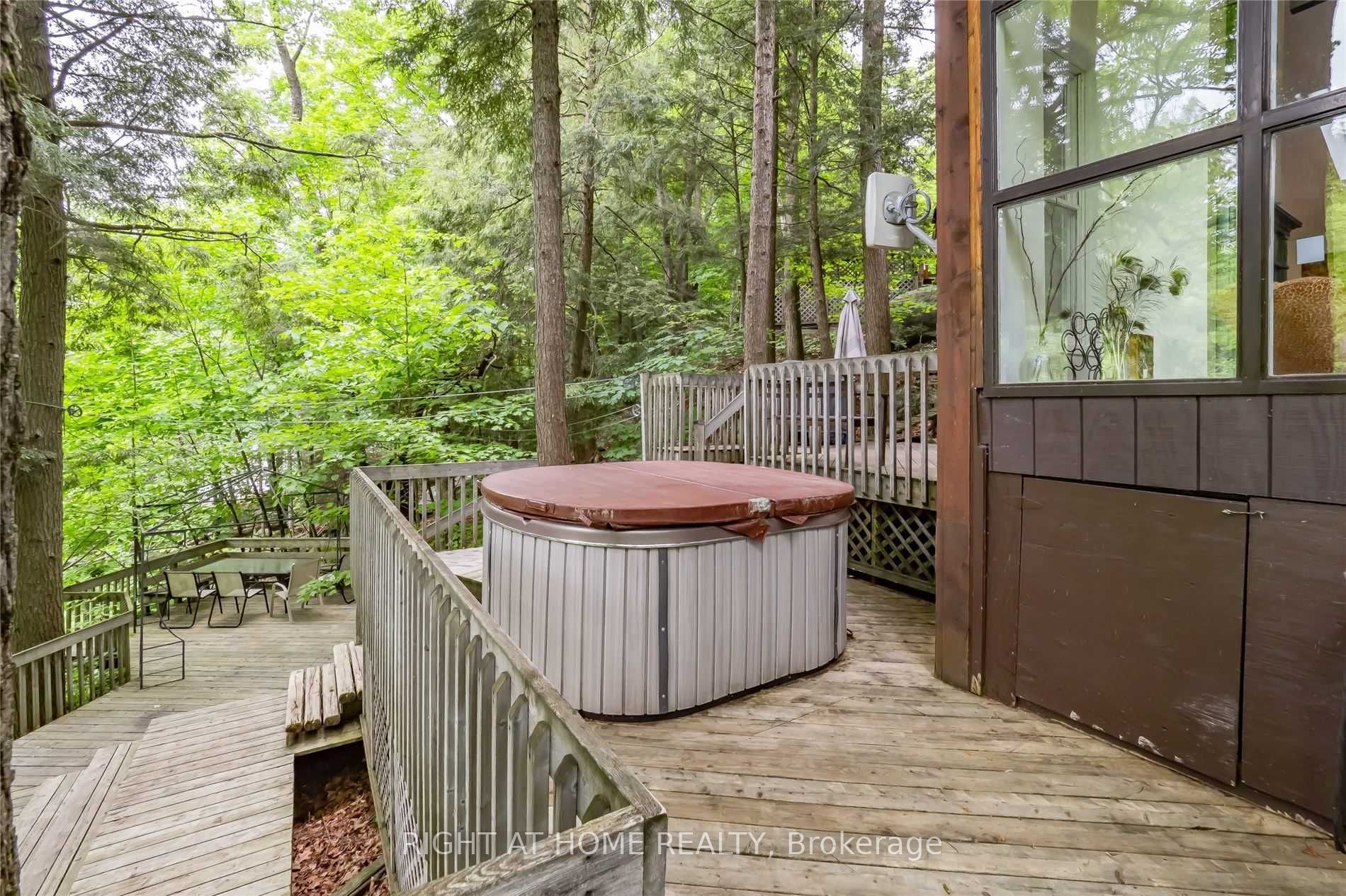 1326 Windermere Road # 10 Property Photo 12
