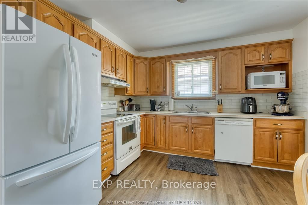 337 Evelyn Street Property Photo 16