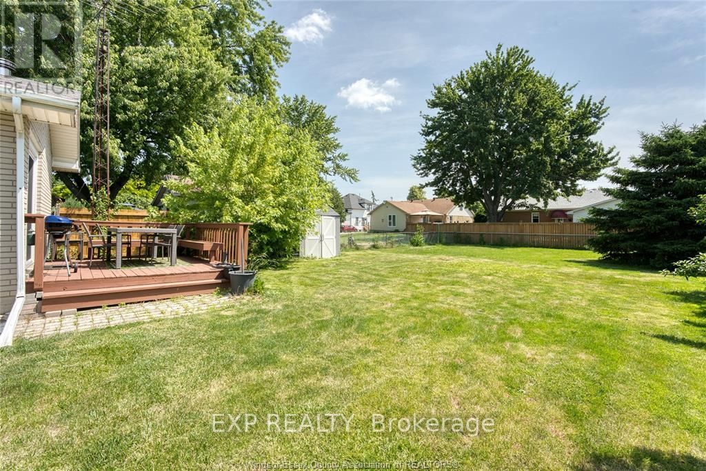 337 Evelyn Street Property Photo 35