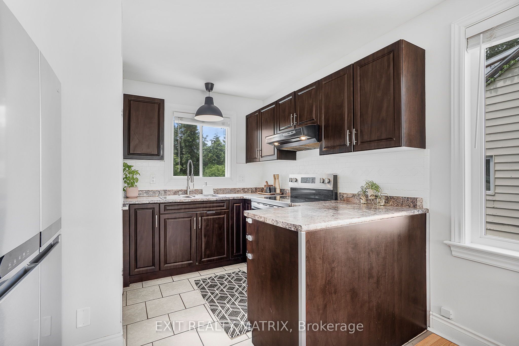 524 Gascon Street Property Photo 12