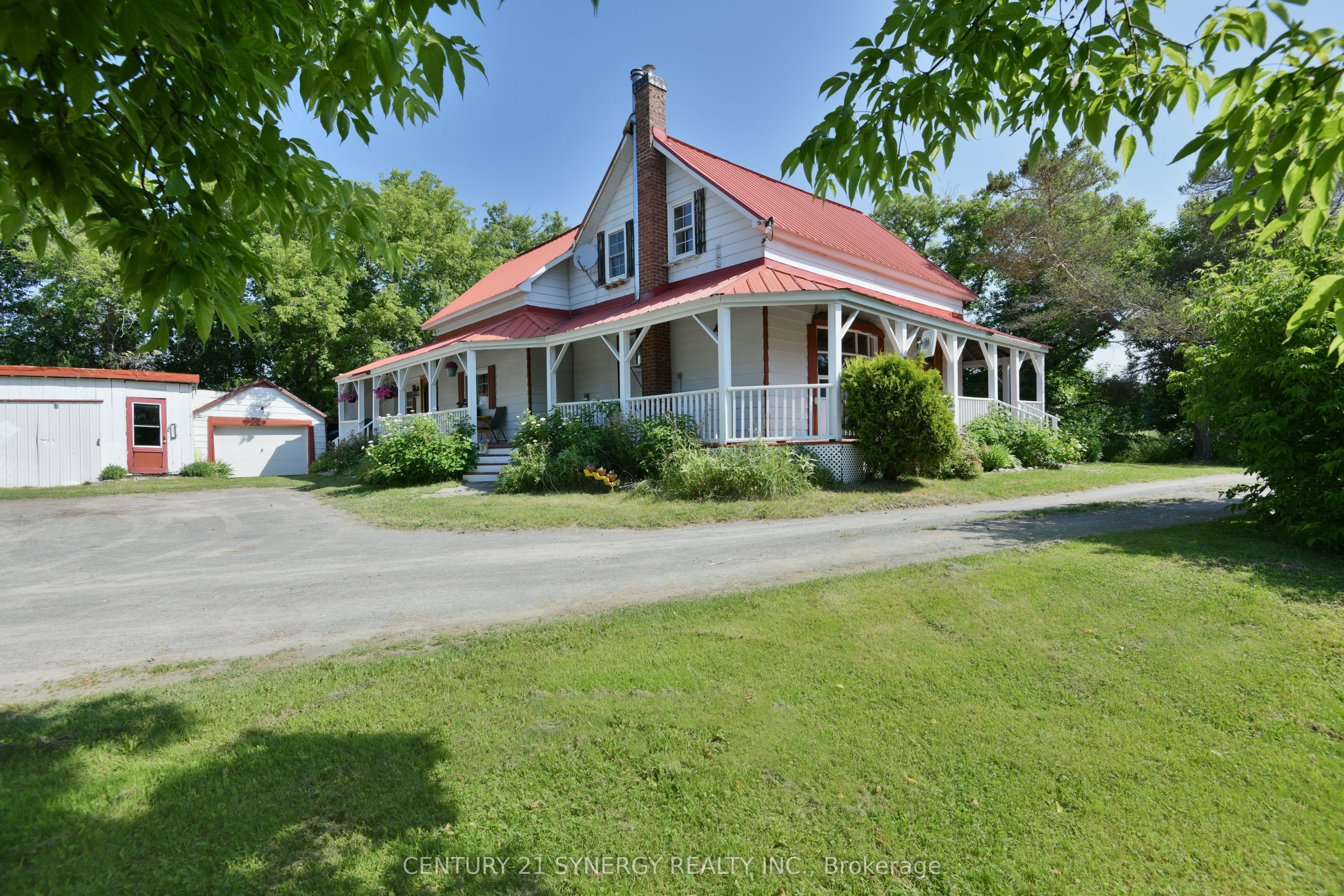 1519 Russett Drive Property Photo 1