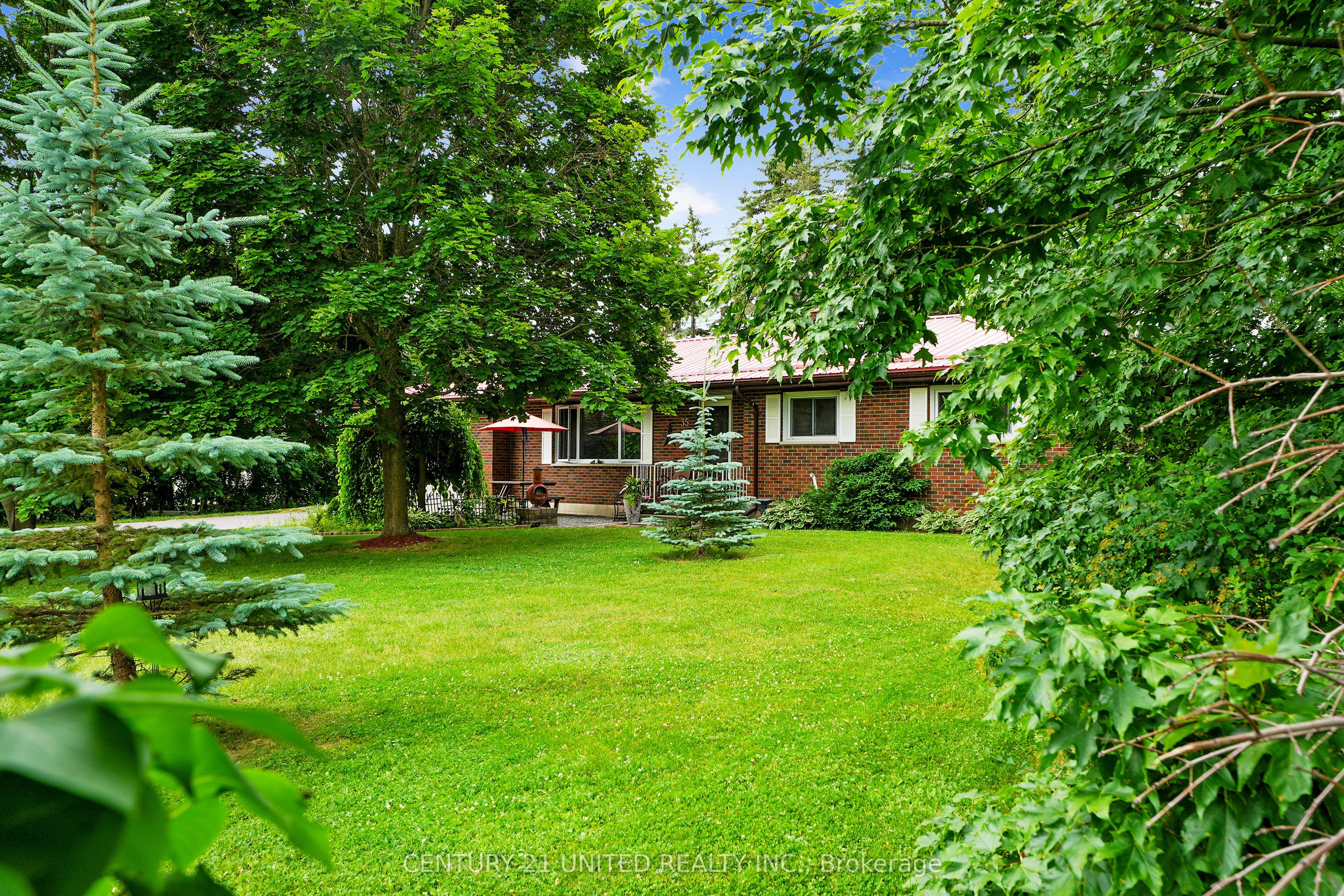 35 Dominion Street Property Photo 8
