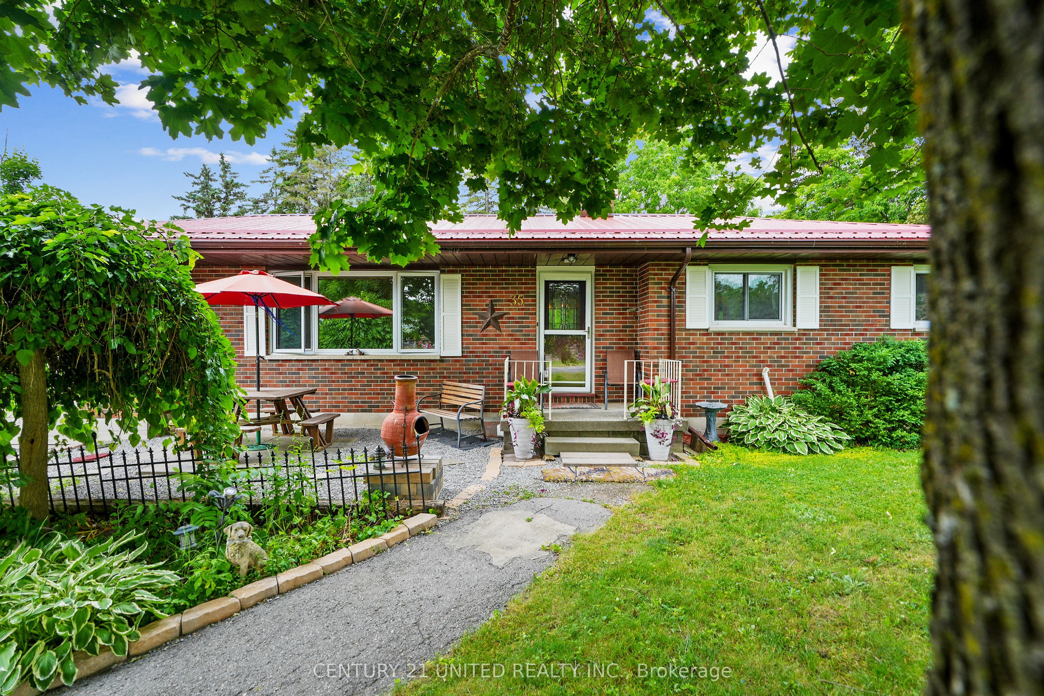 35 Dominion Street Property Photo 10